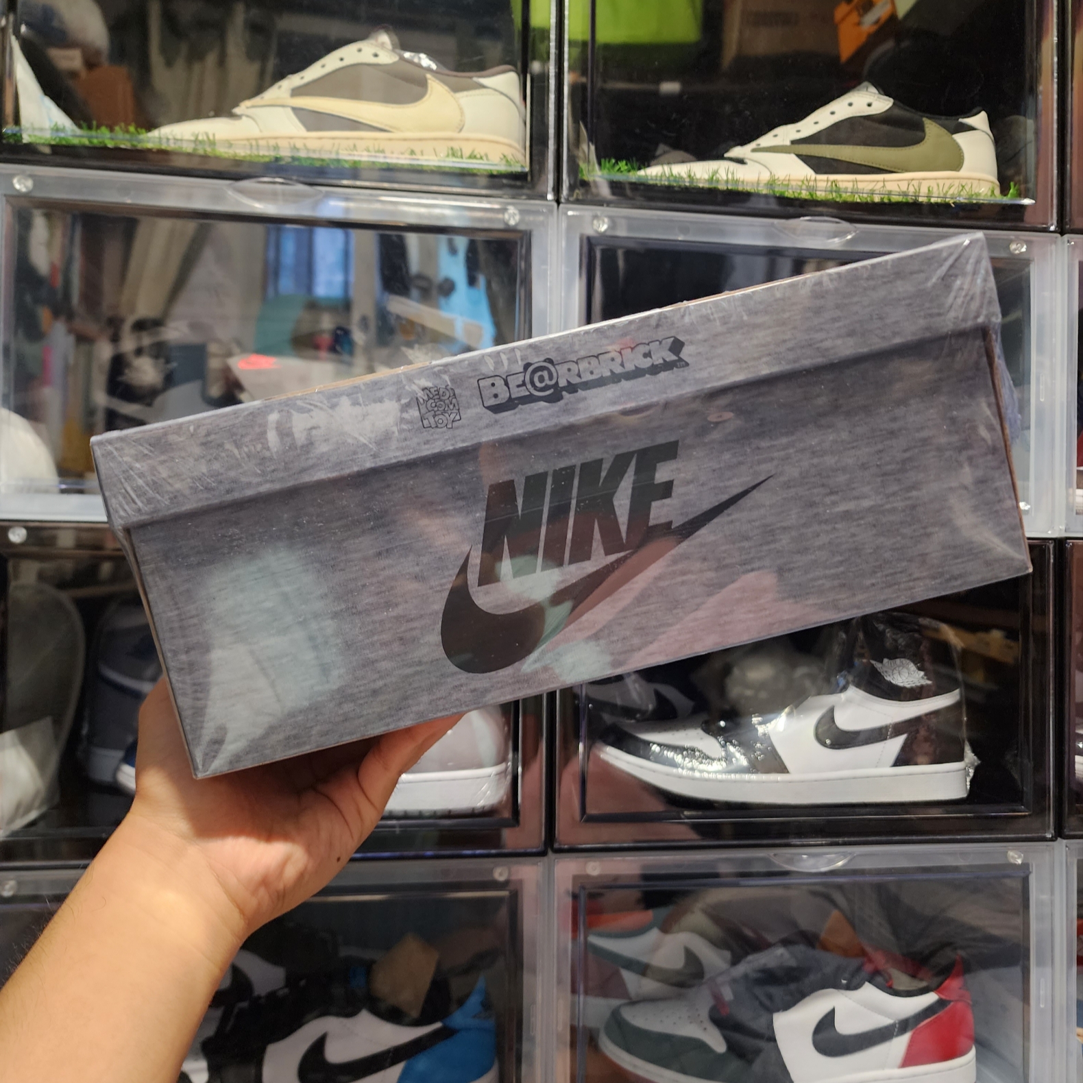 Bearbrick x Nike Tech Fleece N98 100% & 400& Set 착용 스타일 - 4