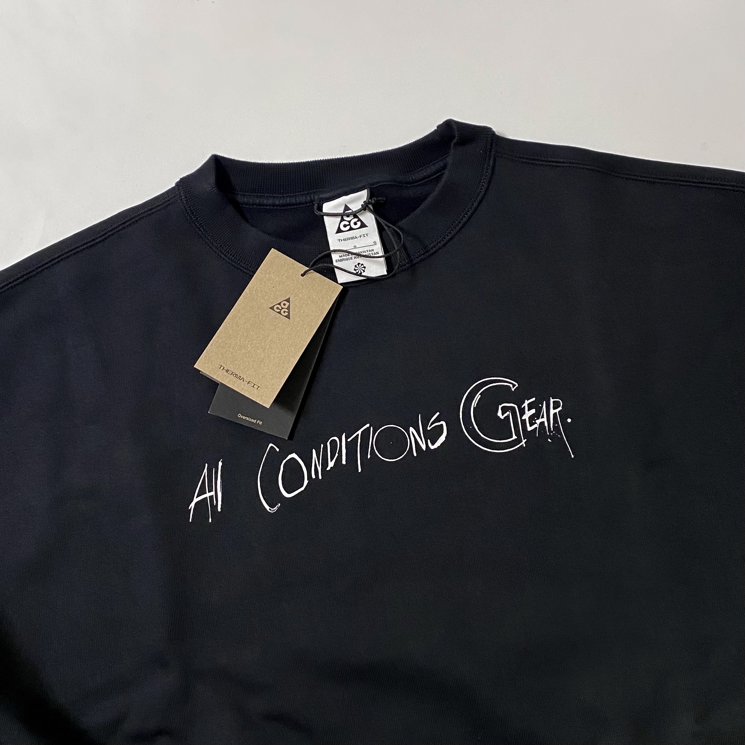 Nike ACG Therma-Fit Ralph Steadman Fleece Crew Black - Asia, Nike ACG Therma-Fit Ralph Steadman Fleece Crew Black - US/EU 착용 스타일 - 2