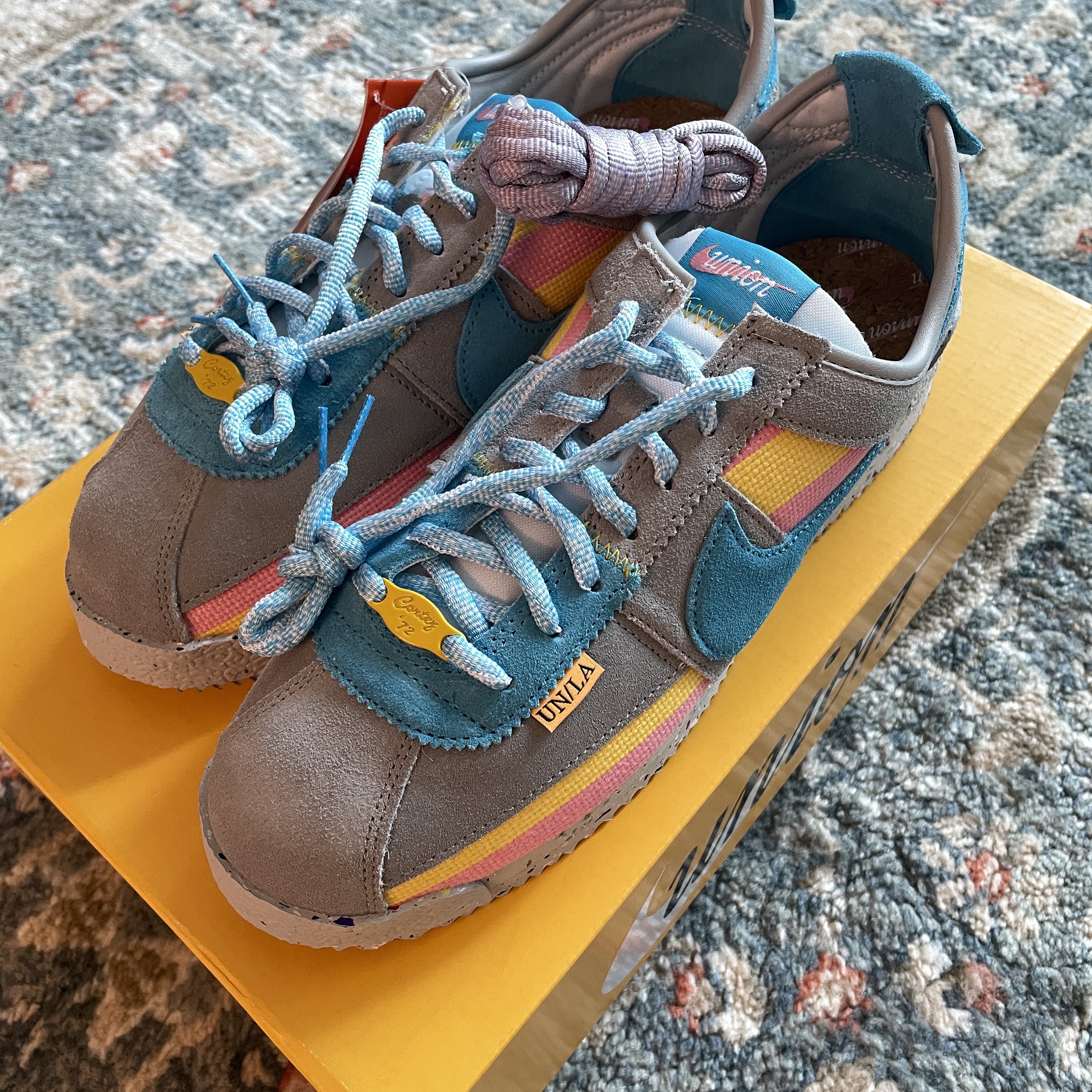 Nike x Union Cortez SP Light Smoke 착용 스타일 - 1