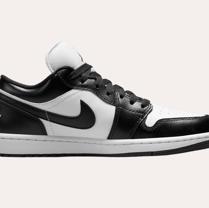 (W) Jordan 1 Low Black and White 착용 스타일