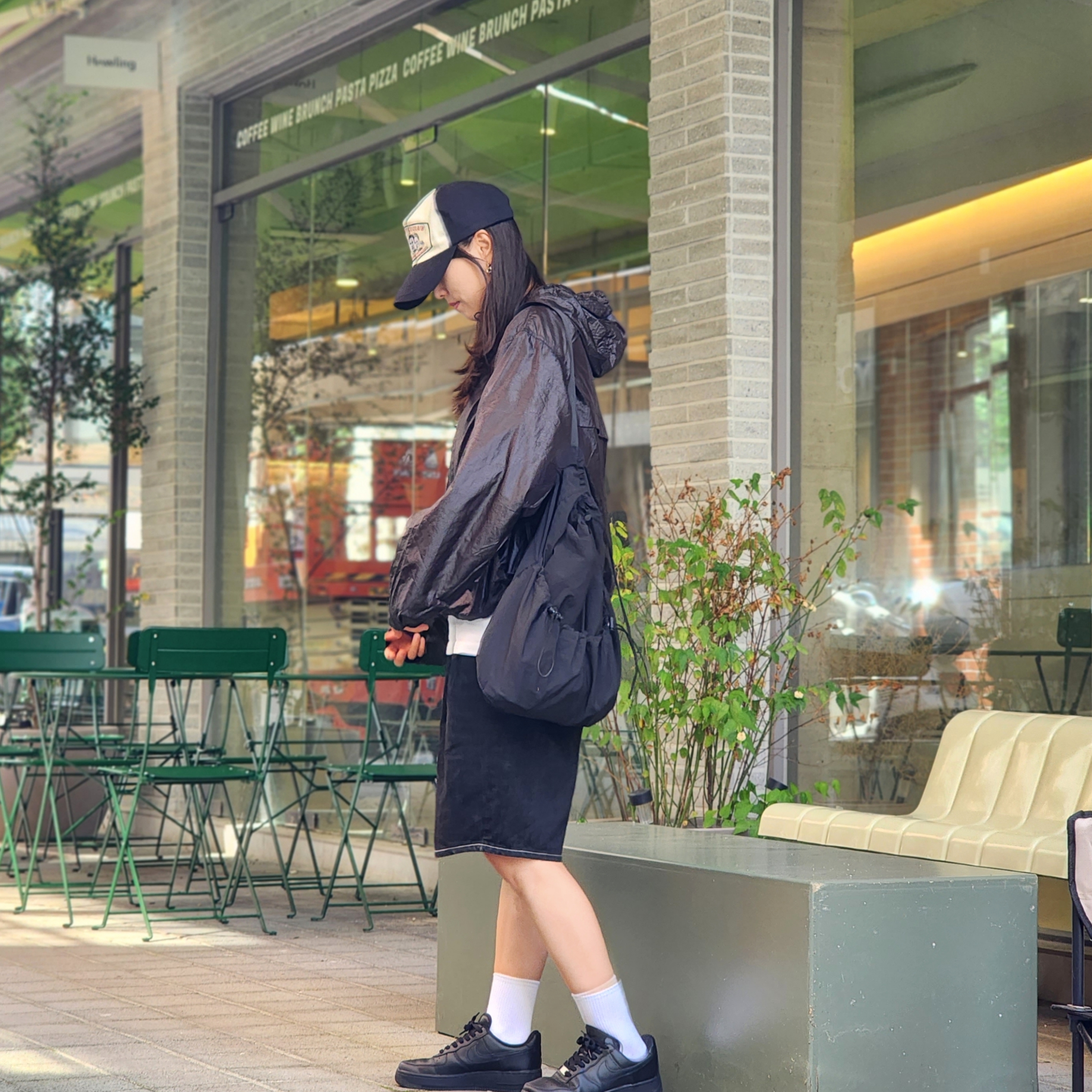 (W) Nike Air Force 1 '07 Low Triple Black, Nike Air Force 1 '07 Low Triple Black 착용 스타일
