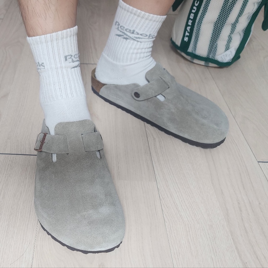Birkenstock Boston Soft Footbed Taupe - Regular 착용 스타일