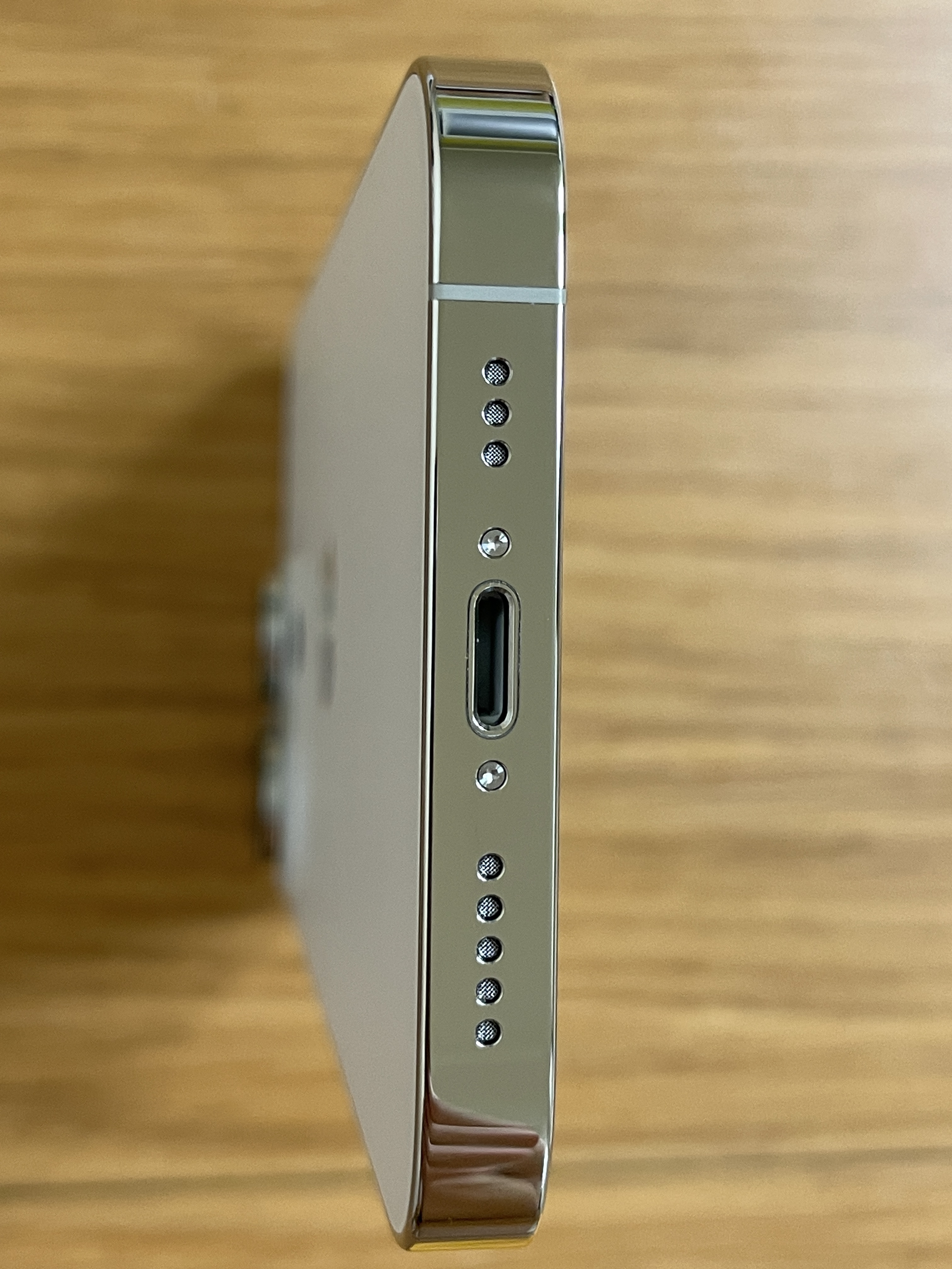 Apple iPhone 14 Pro 128GB Silver (Korean Ver.) 착용 스타일 - 5