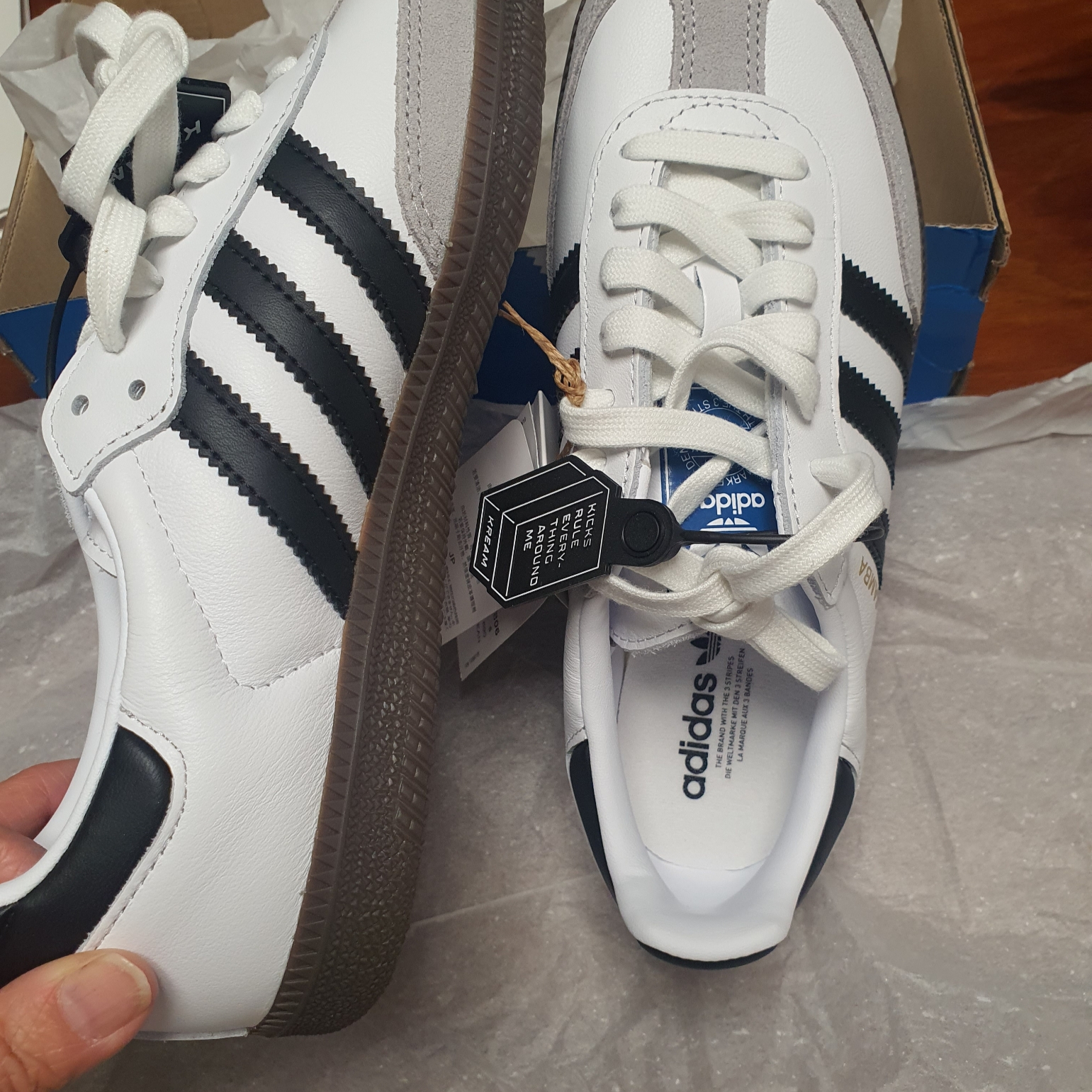 Adidas Samba OG Cloud White 착용 스타일 - 4
