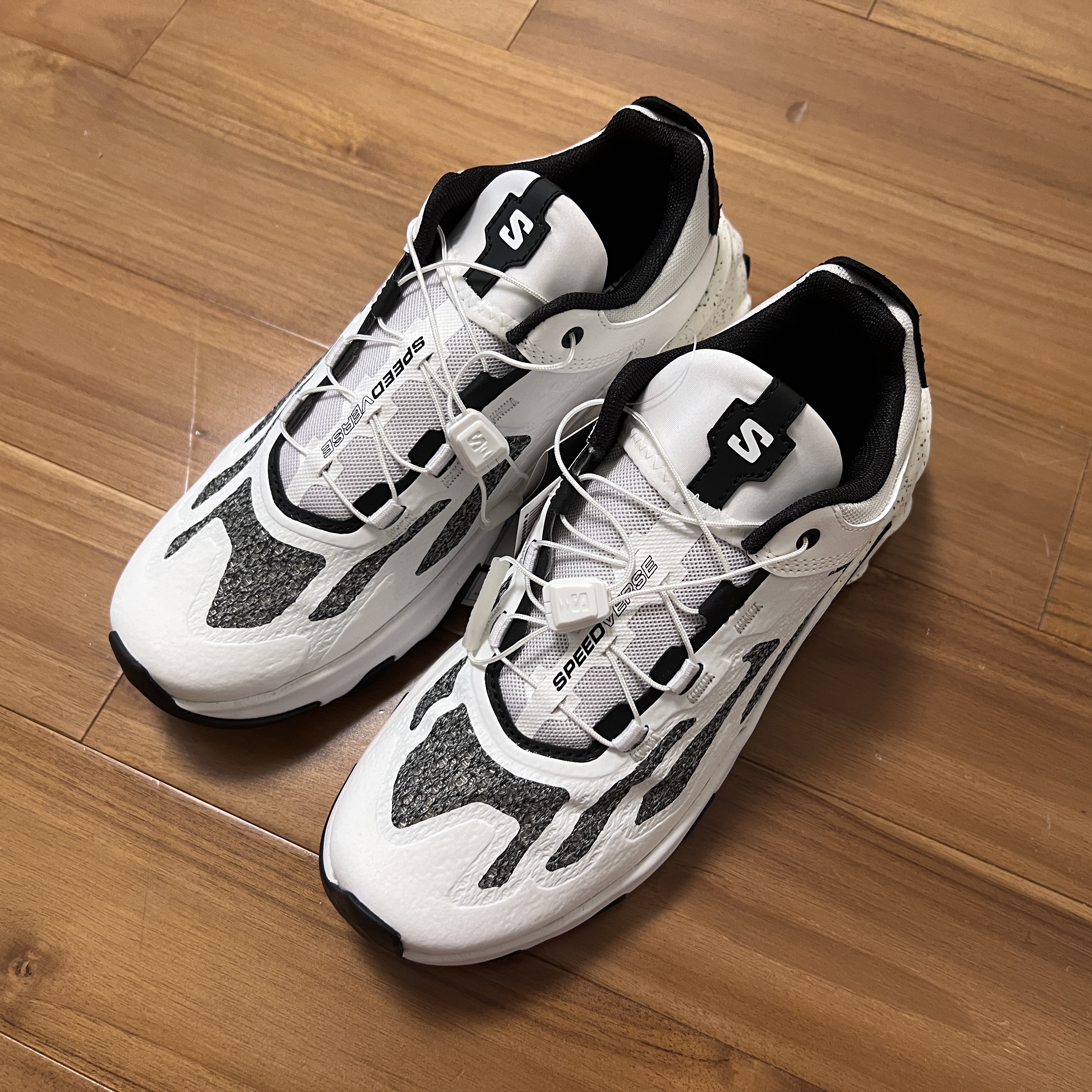 Salomon Speedverse PRG White Vanilla Ice 착용 스타일