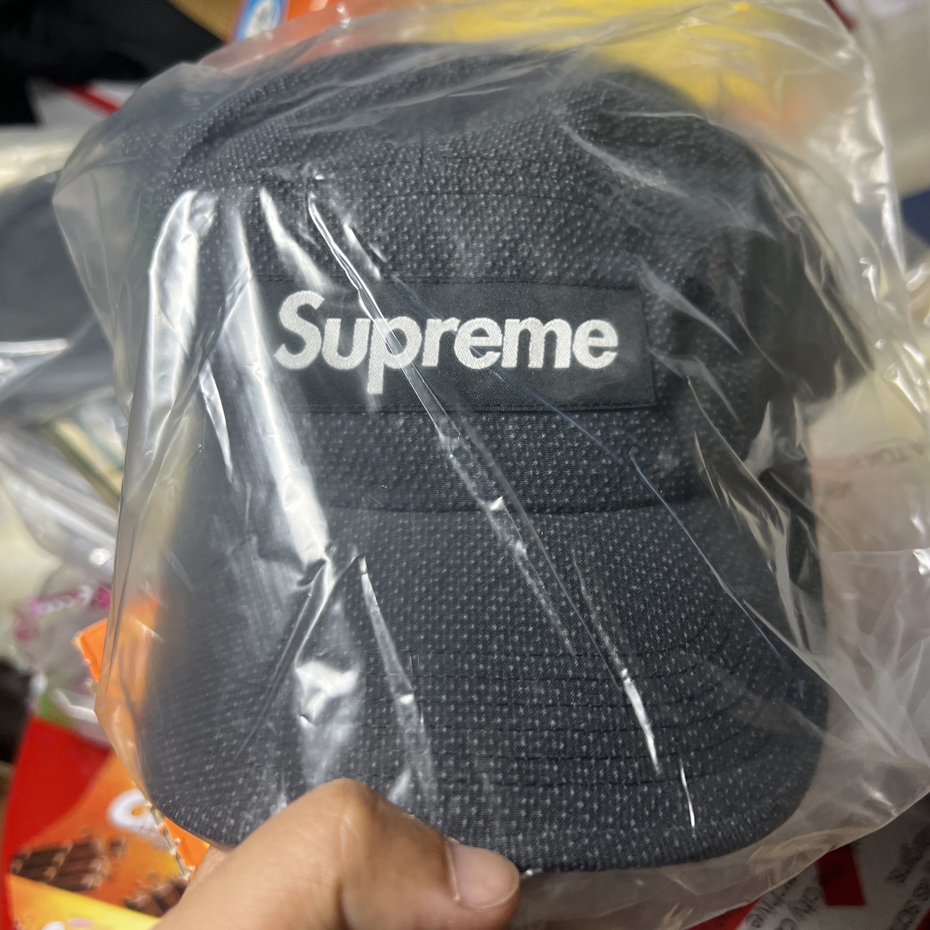 Supreme Kevlar Camp Cap Black - 23SS 착용 스타일