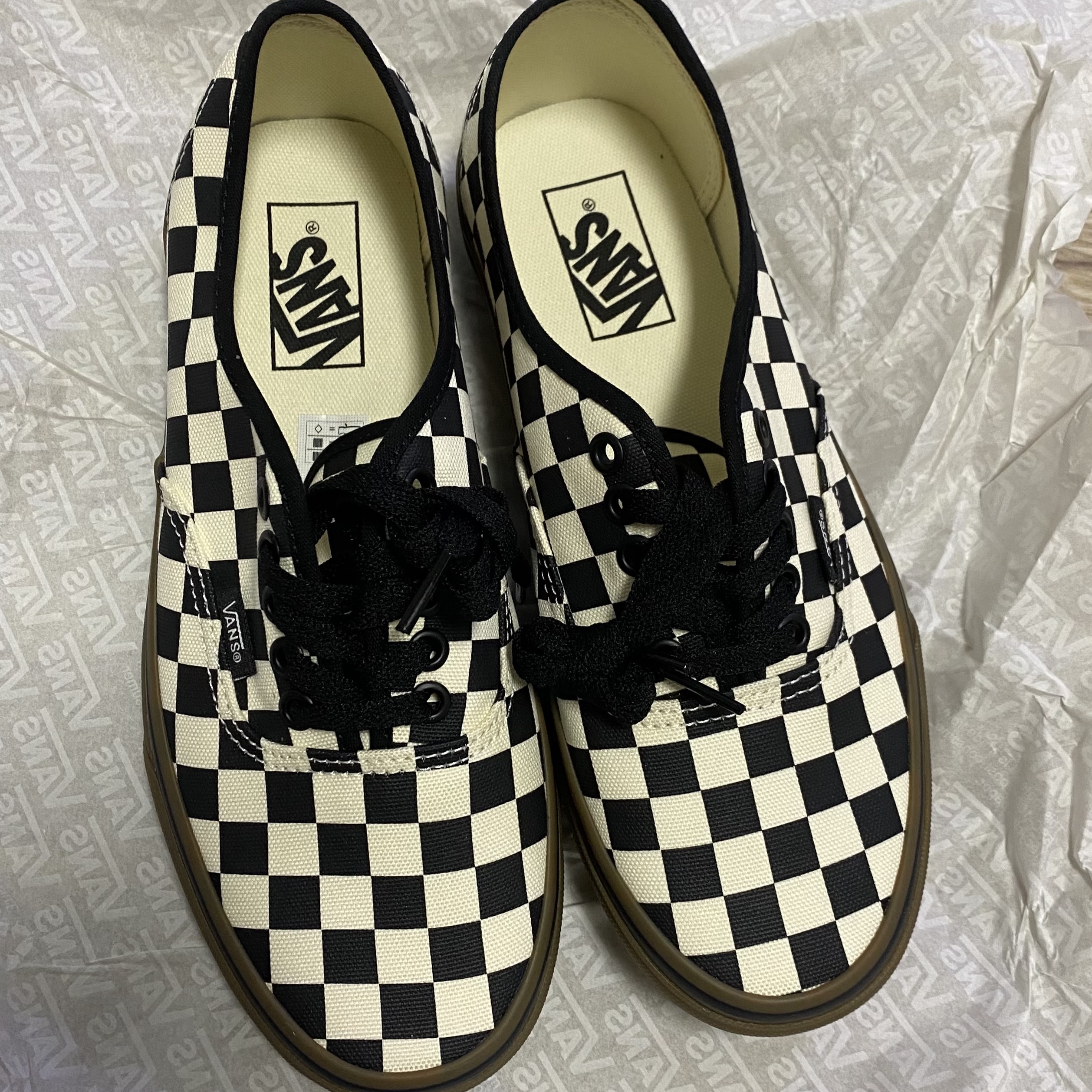 Vans Authentic Checkerboard Black White Gum 착용 스타일
