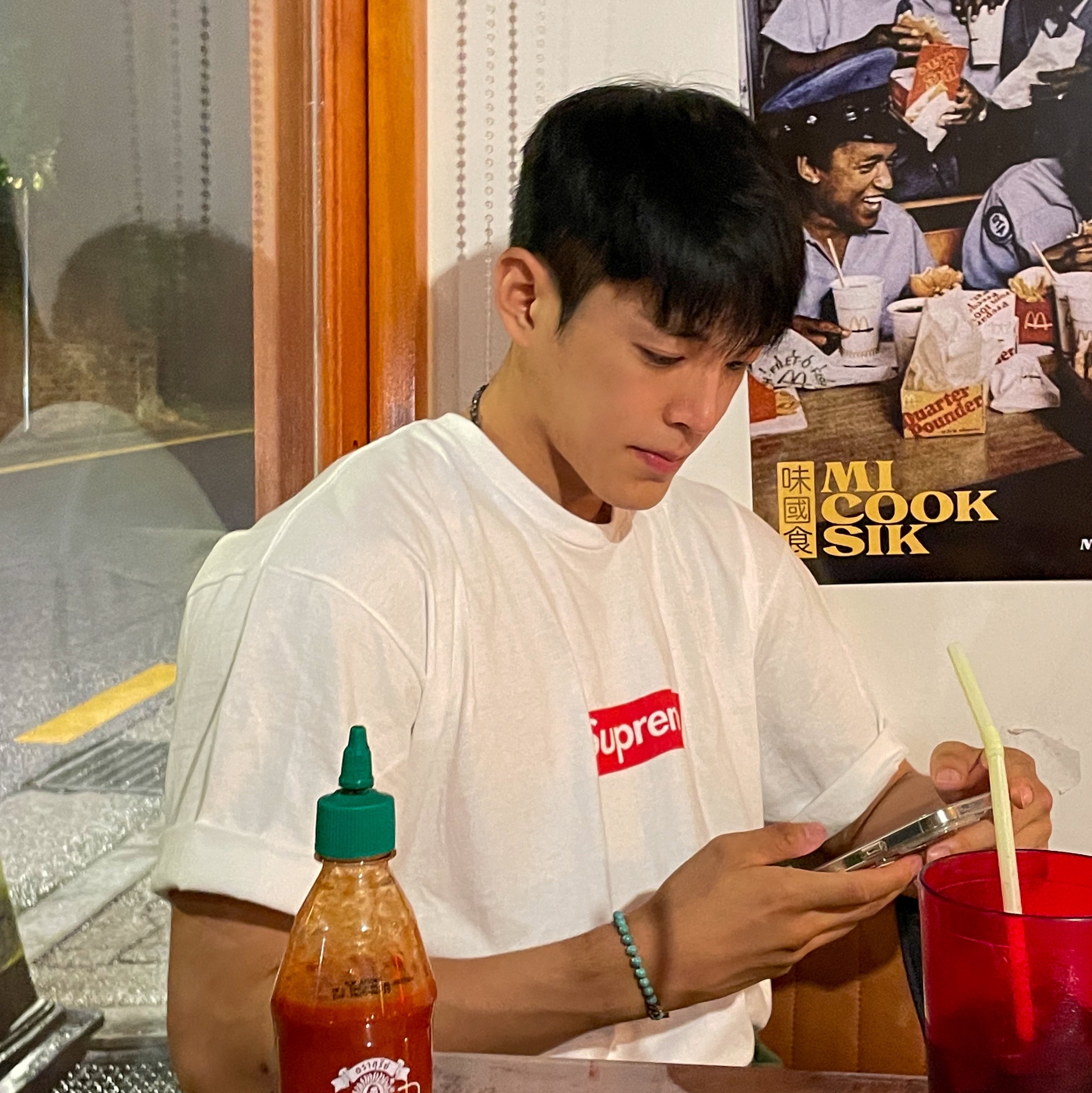 Supreme West Hollywood Box Logo T-Shirt White - 23SS 착용 스타일