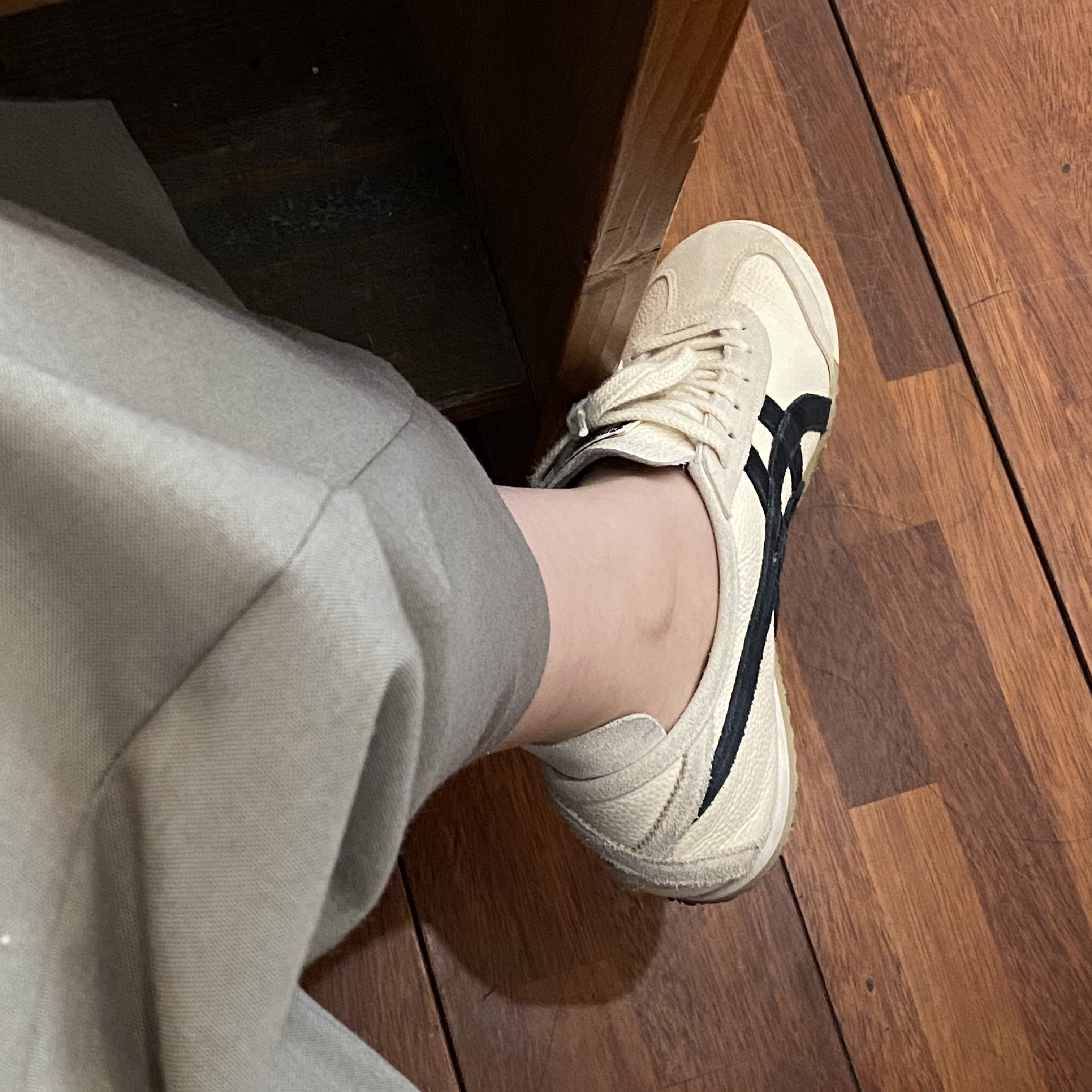 Onitsuka Tiger Mexico 66 Vintage White Black 착용 스타일 - 1