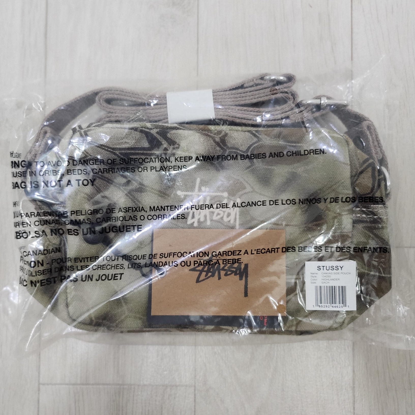 Stussy Canvas Side Pouch Highlander 착용 스타일 - 3