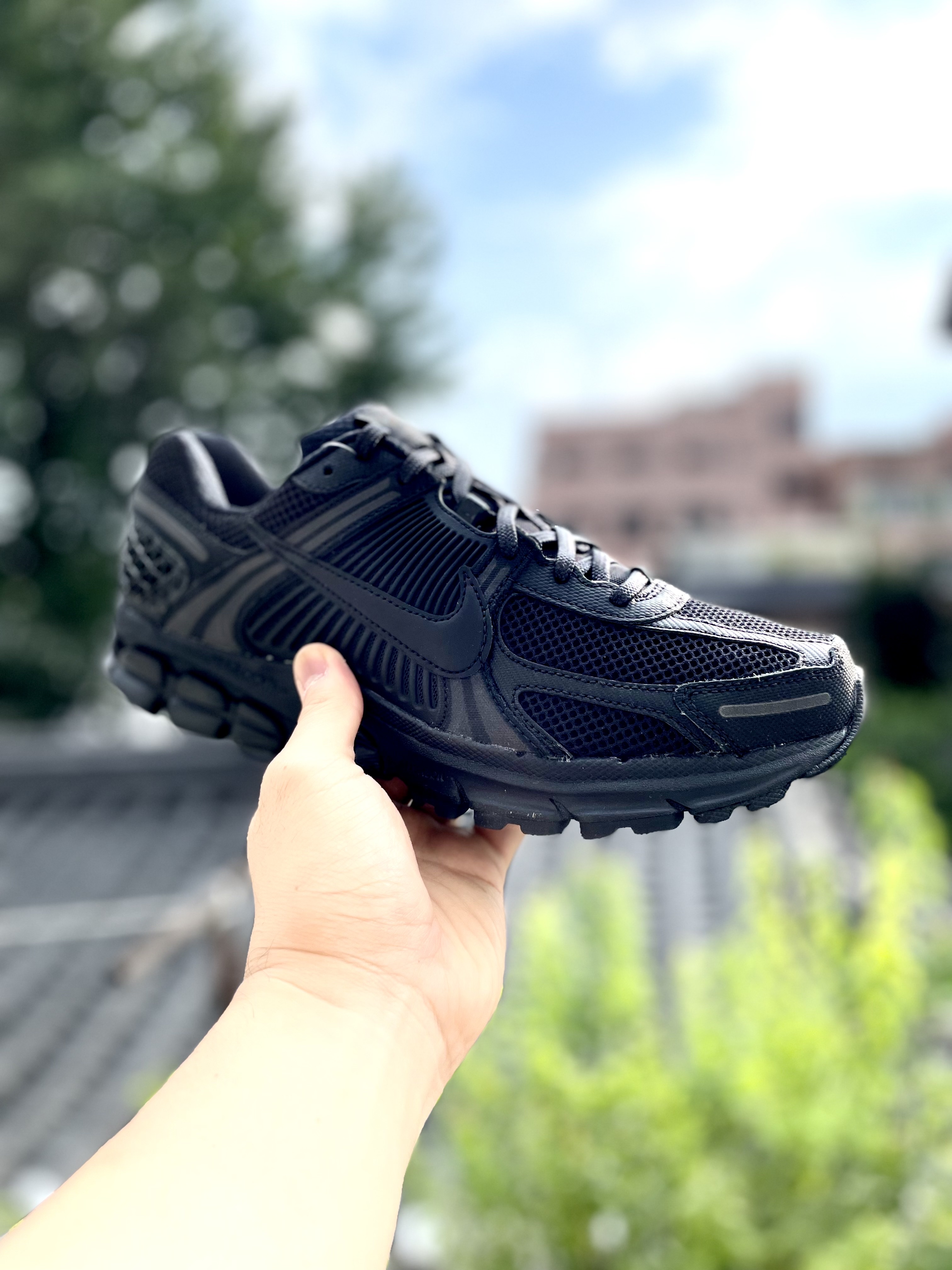 Nike Zoom Vomero 5 SP Black 착용 스타일