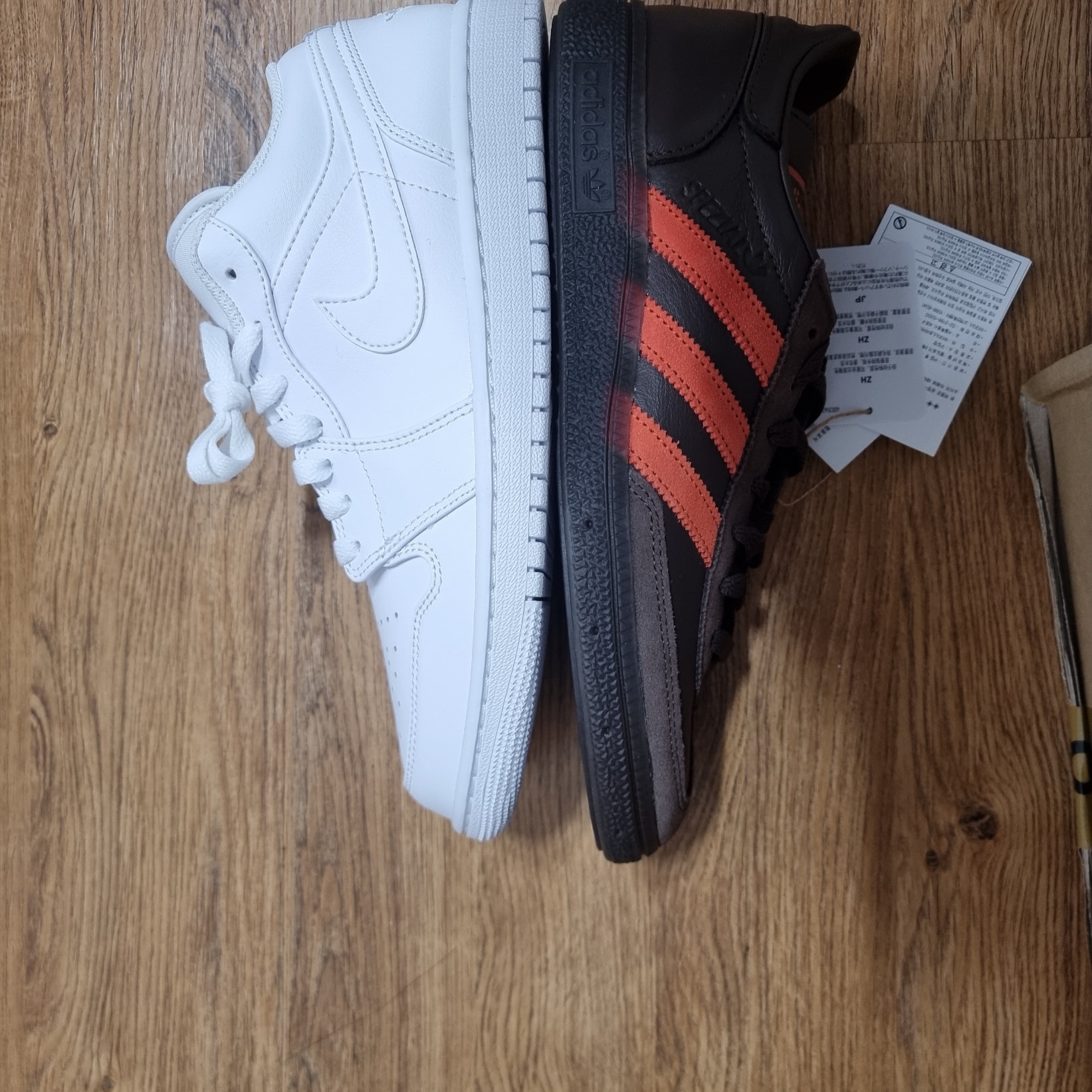 Adidas Spezial Handball Brown Collegiate Orange 착용 스타일 - 4