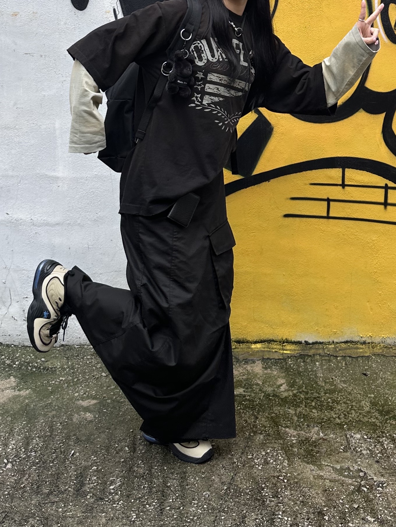 Our Legacy Ladon Leather Keychain Black, Nike x Stussy Air Penny II Rattan and Limestone 착용 스타일 - 3