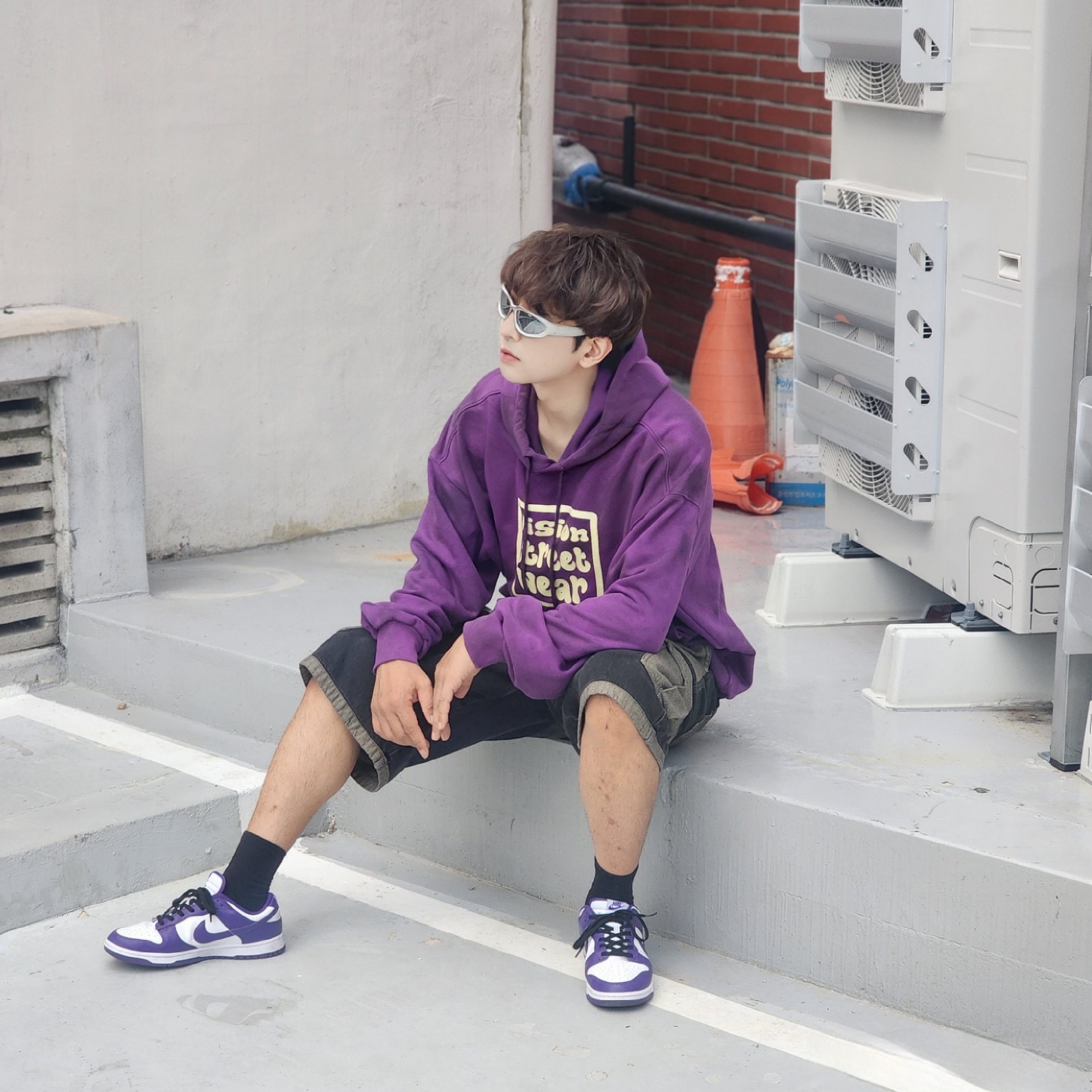 Nike Dunk Low Retro Championship Court Purple 착용 스타일 - 2