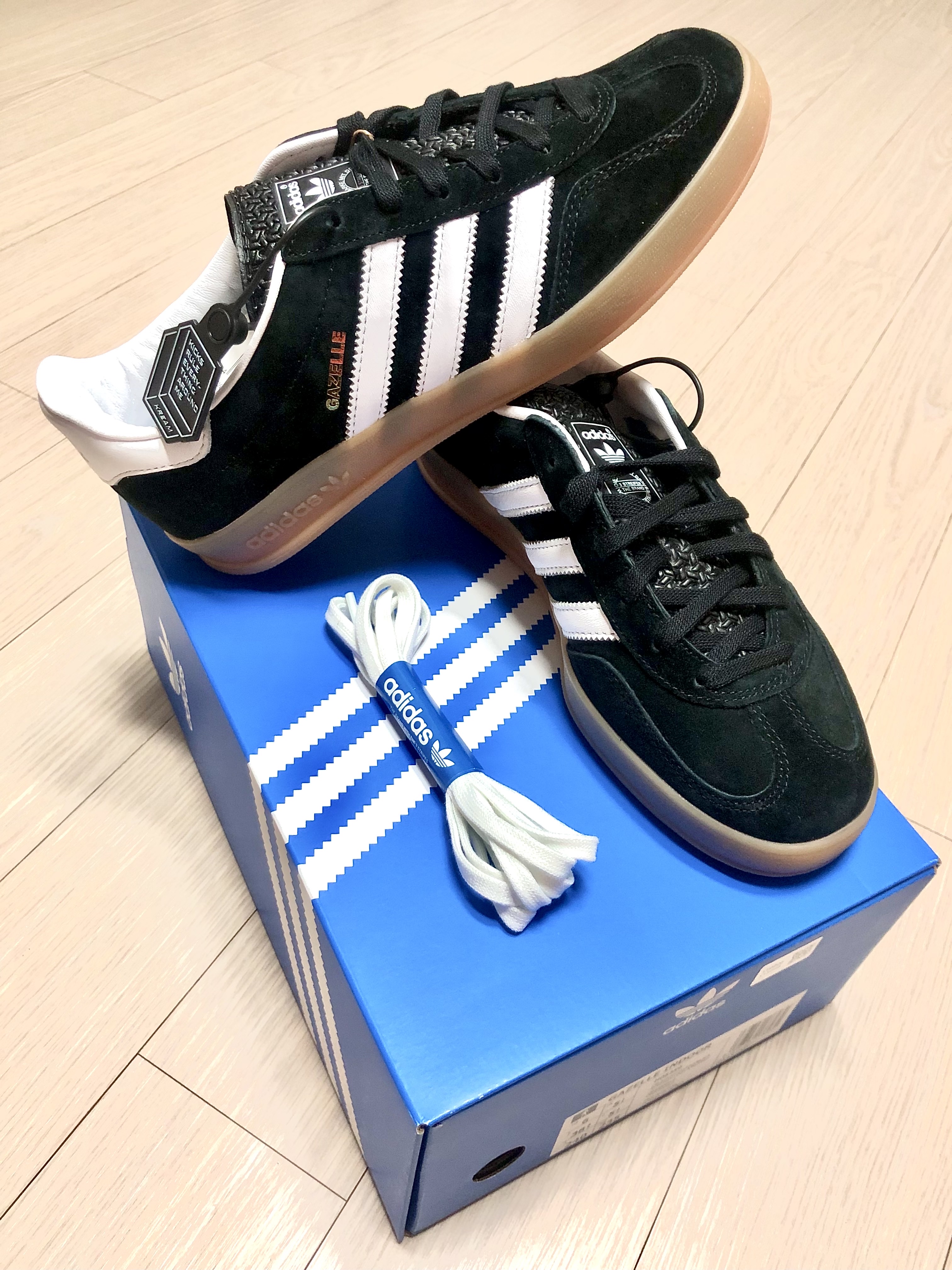 Adidas Gazelle Indoor Core Black 착용 스타일