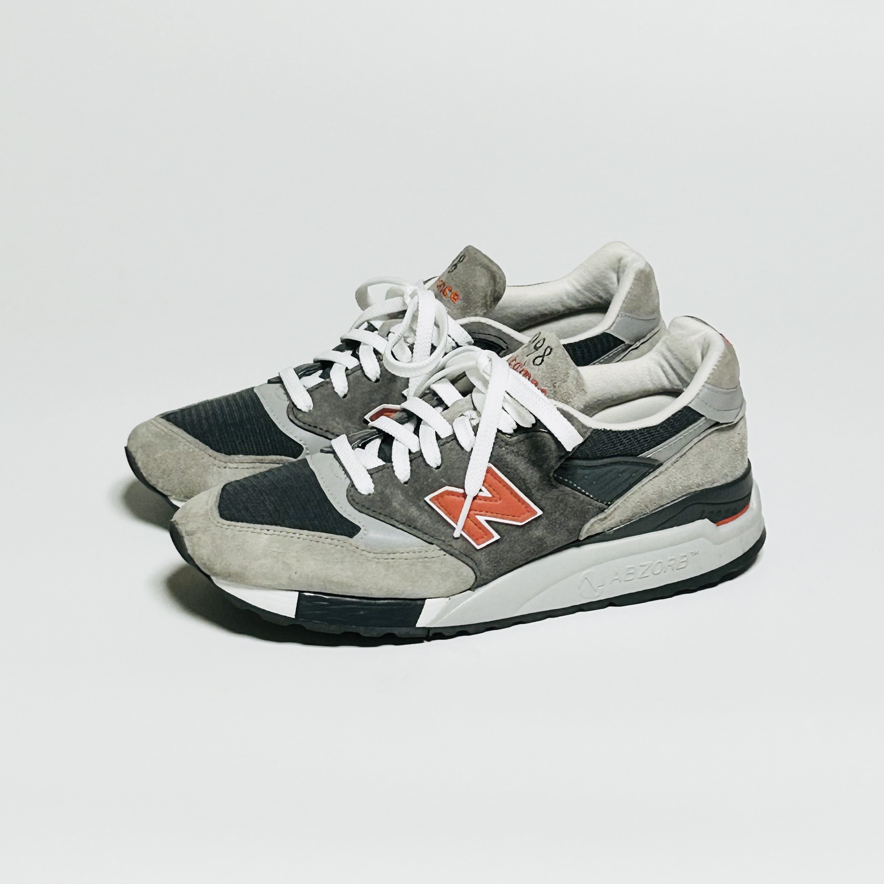 New Balance 998 Made in USA Grey Orange 착용 스타일