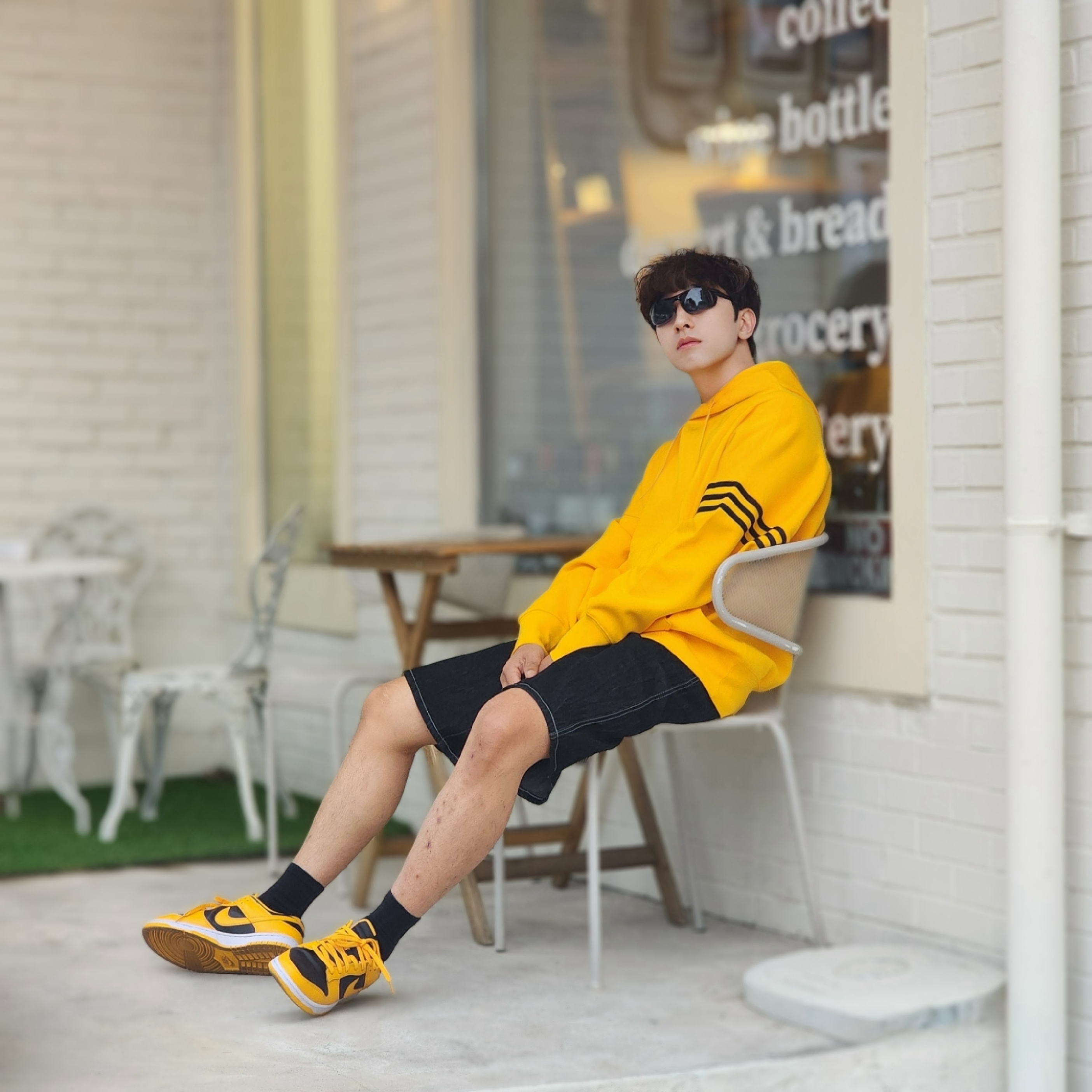 Nike Dunk Low Retro Championship Goldenrod 착용 스타일 - 2