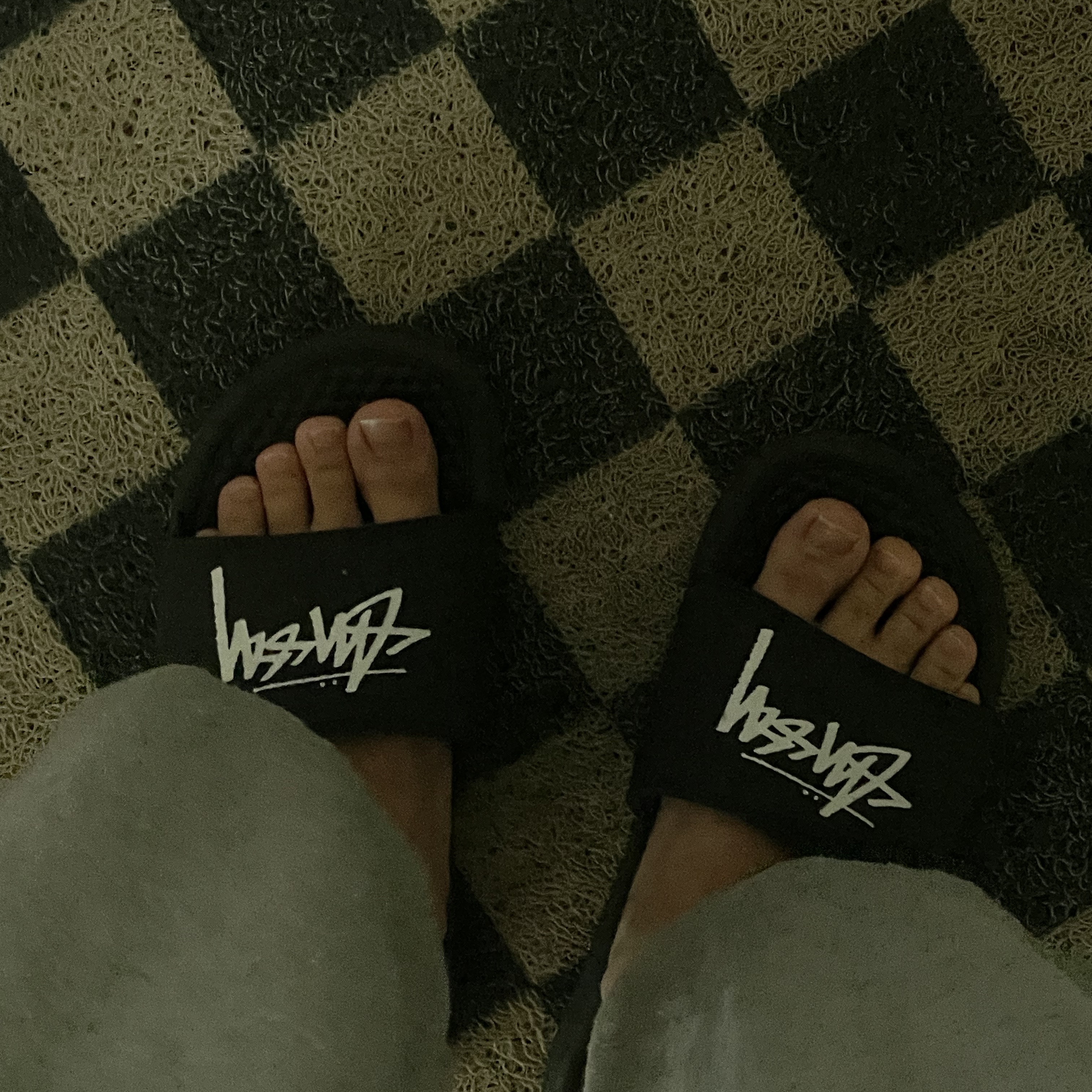 Nike x Stussy Benassi Slide Off Noir 착용 스타일