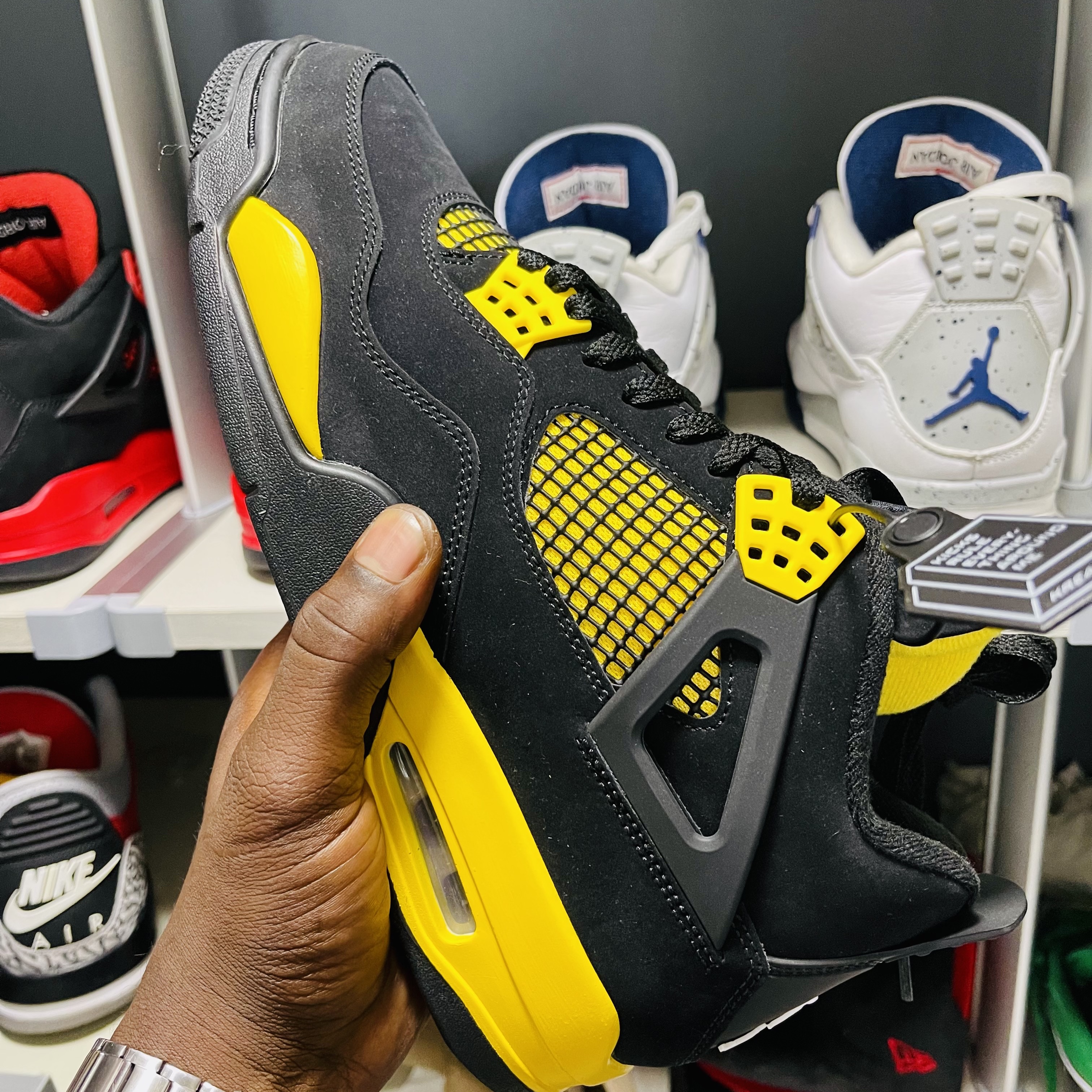 Jordan 4 Retro Red Cement, Jordan 4 Retro Thunder 2023 착용 스타일 - 2