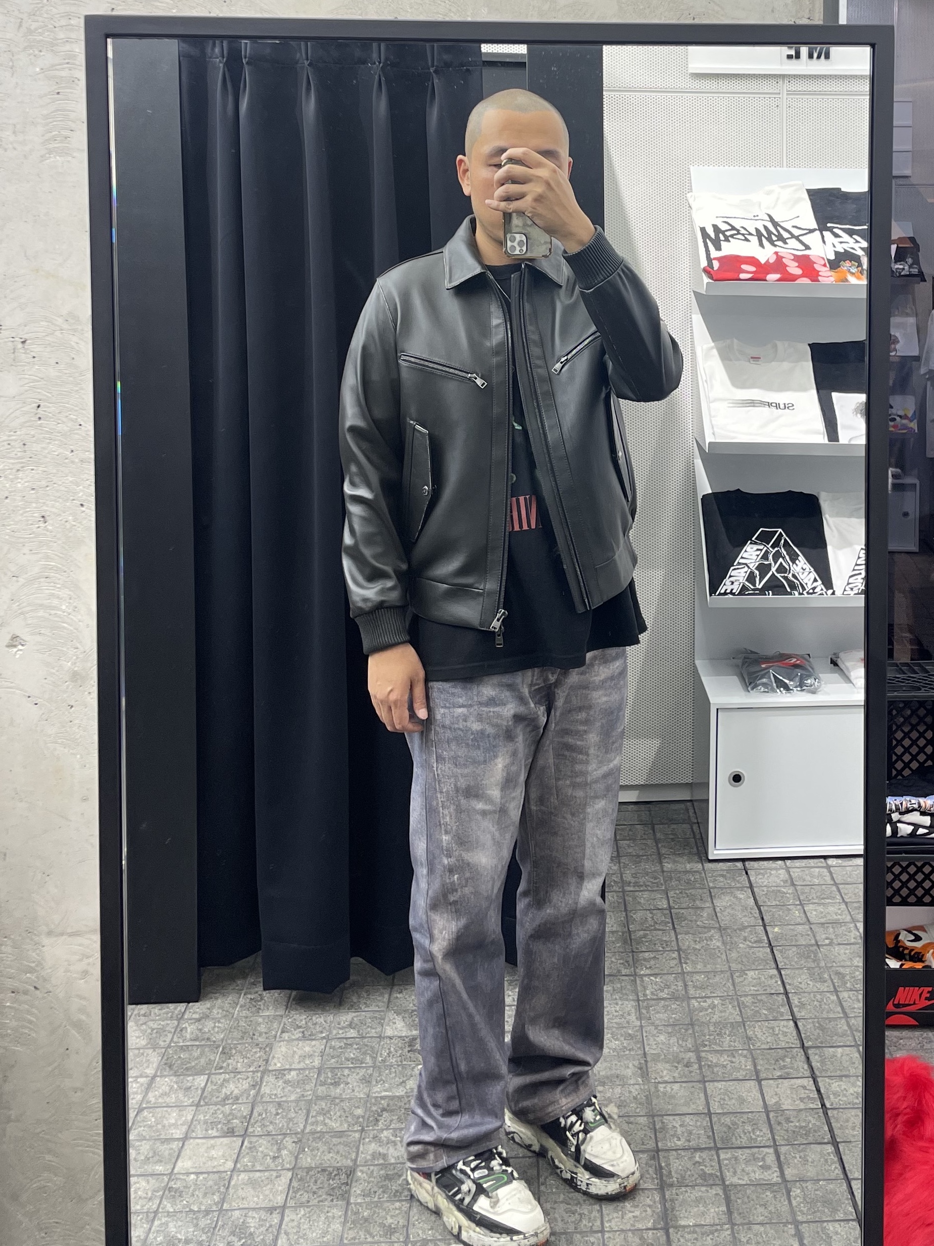 Maison Margiela Fusion Low Top Sneakers Black White Red 착용 스타일
