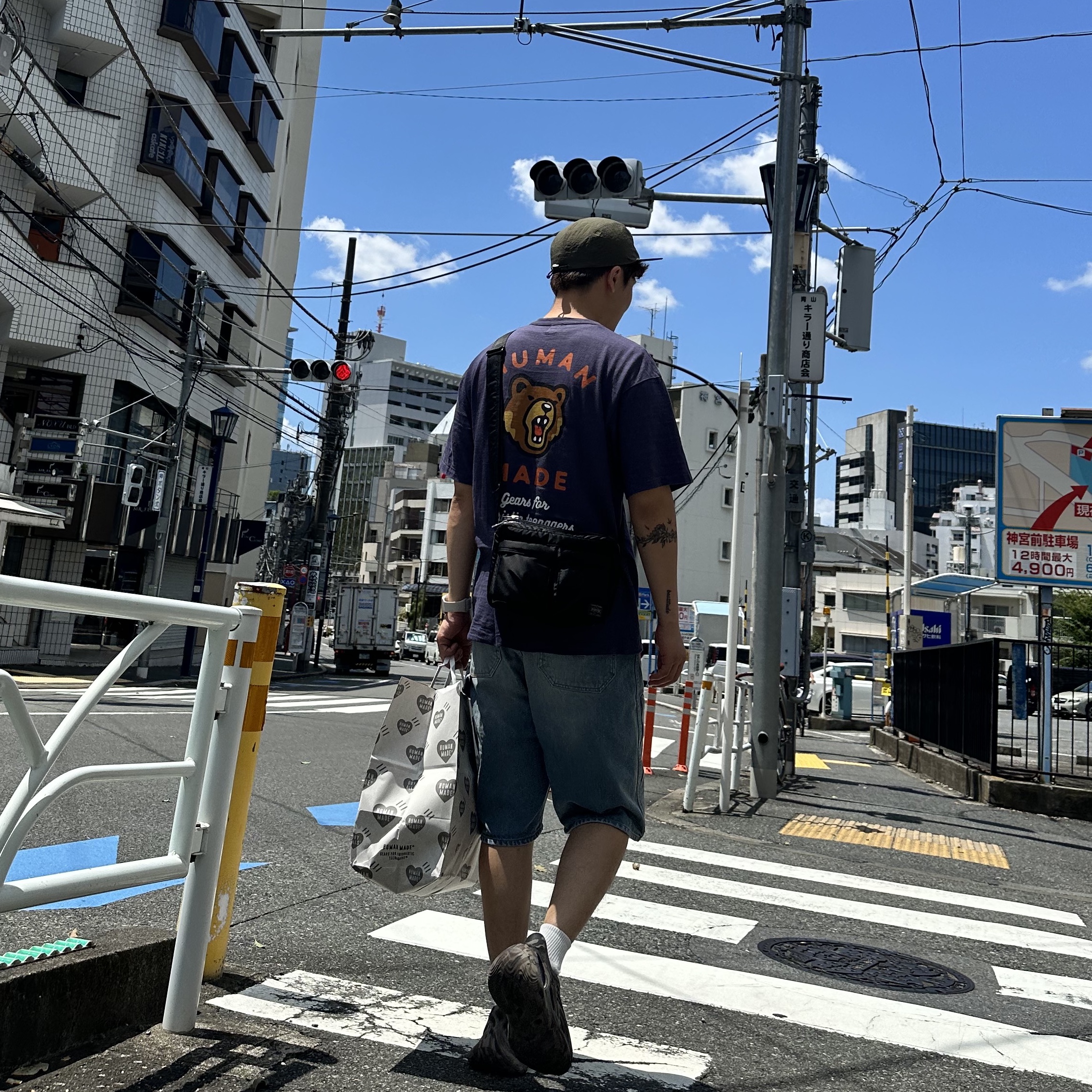 Kapital 14 oz. Denim Short Pants Studs Remake Indigo (Processing), Adidas Yeezy Foam RNNR MX Cinder 착용 스타일 - 1