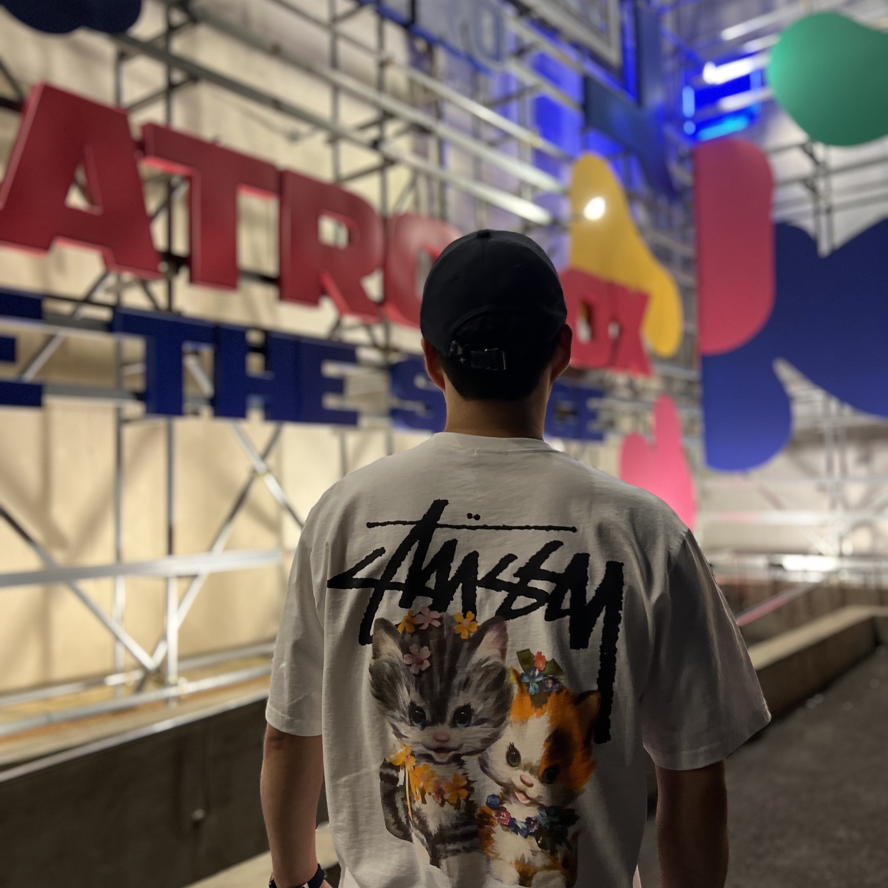Stussy Kittens T-Shirt White, Stone Island 99675 6-Panel Cap Navy Blue - 21FW 착용 스타일 - 2