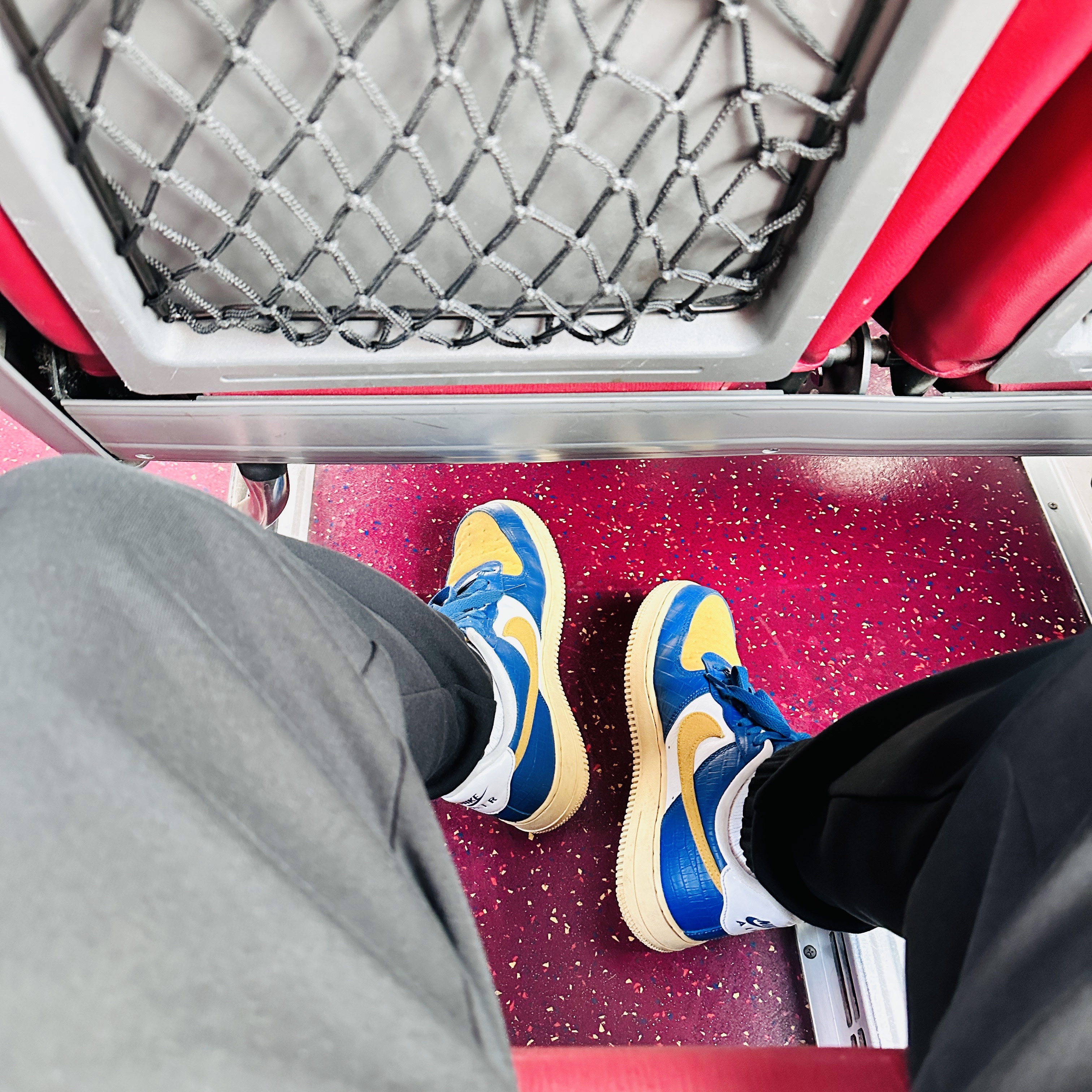 Nike x Undefeated Air Force 1 Low SP 5 On It Court Blue 착용 스타일 - 2