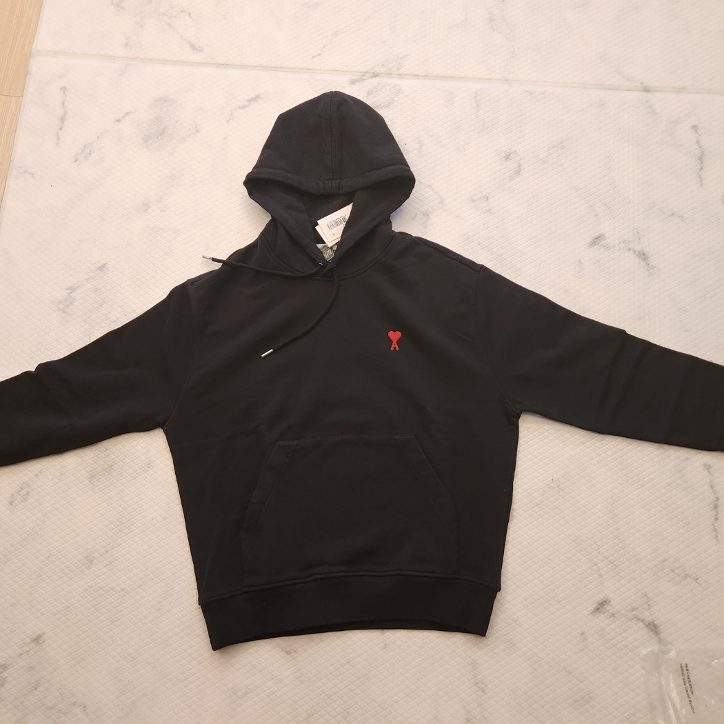 AMI de Coeur Hoodie Black - 22SS 착용 스타일