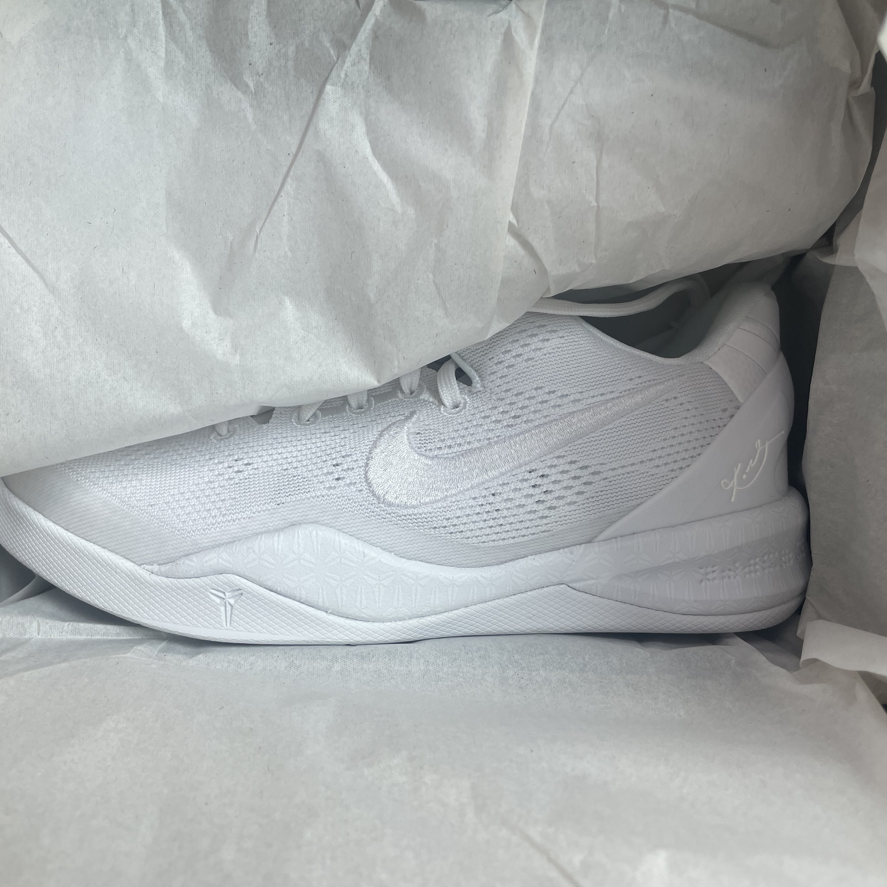 Nike Kobe 8 Protro Halo 착용 스타일