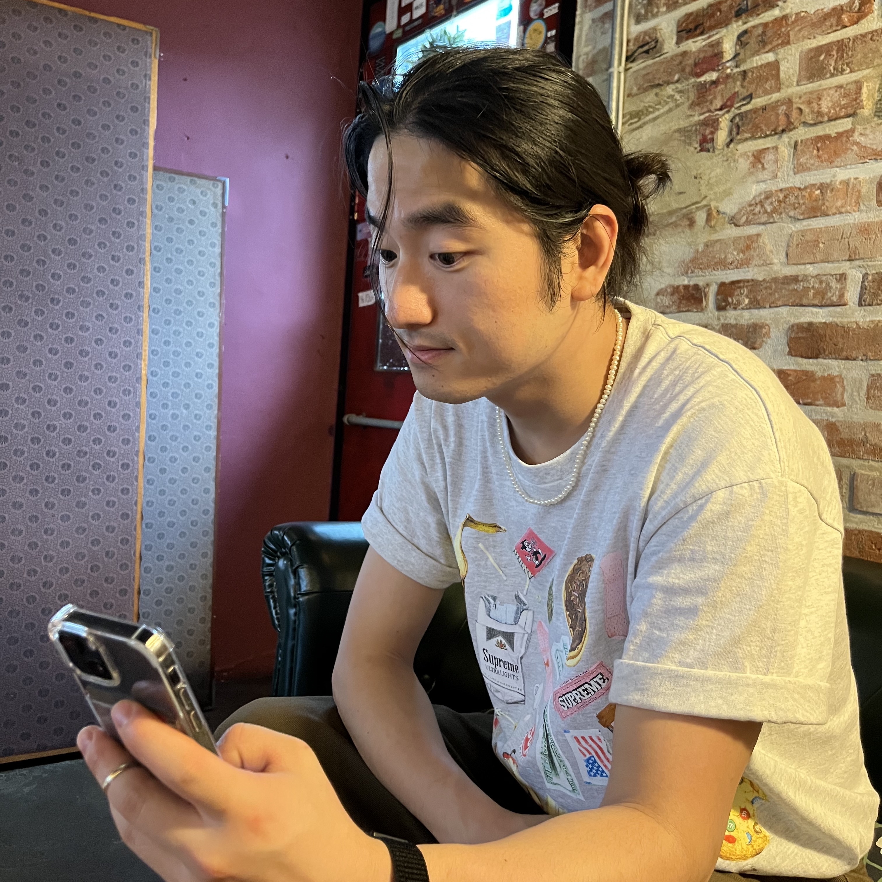 Supreme Trash T-Shirt Ash Grey - 23SS 착용 스타일