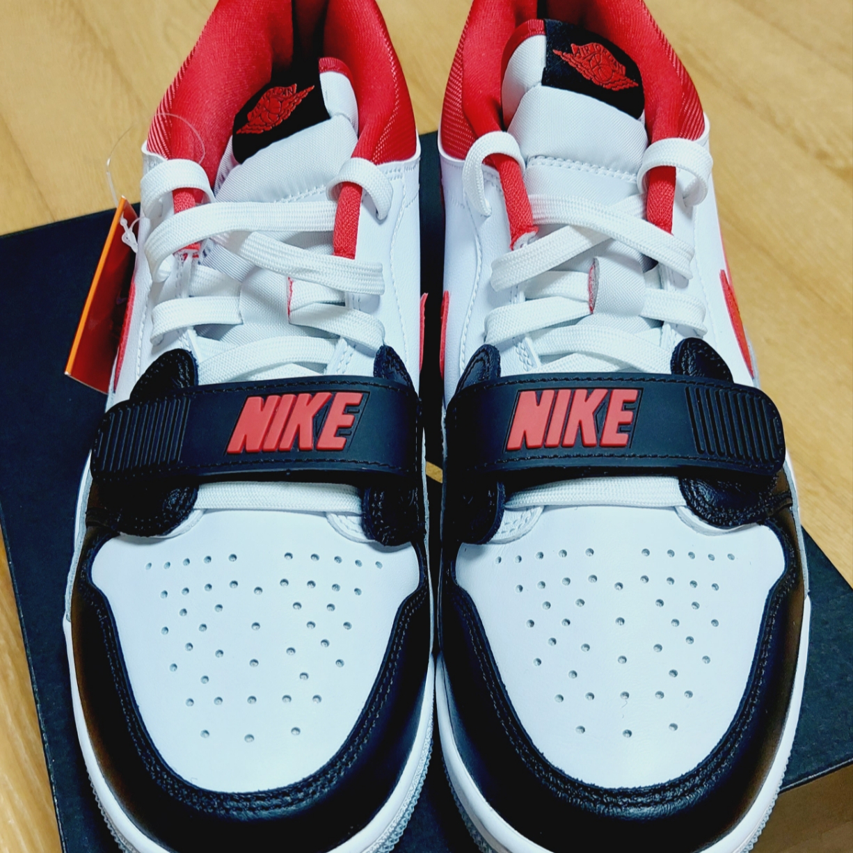 Jordan Legacy 312 Low Fire Red 착용 스타일 - 2