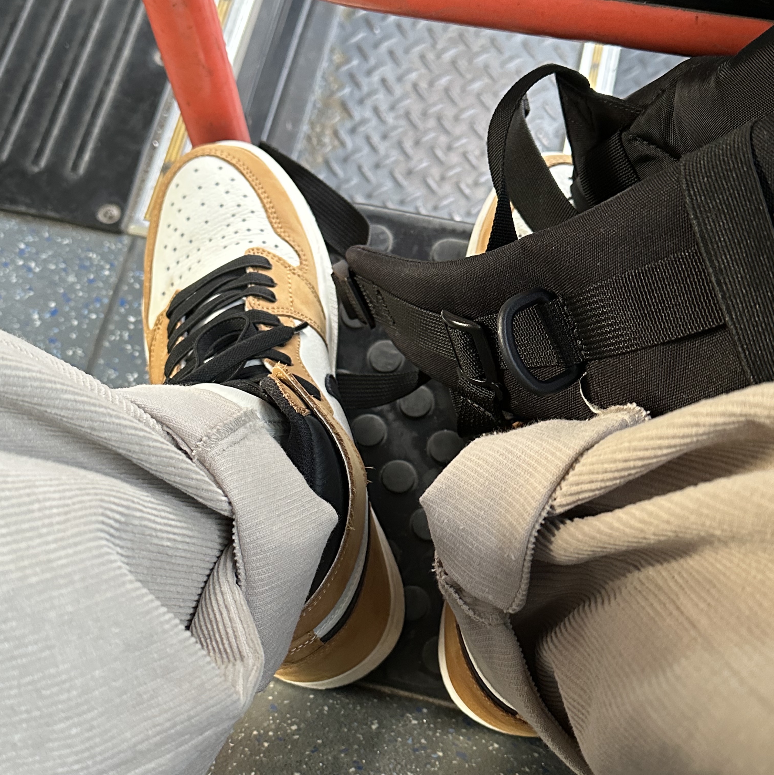 Jordan 1 Retro High Rookie of the Year 착용 스타일