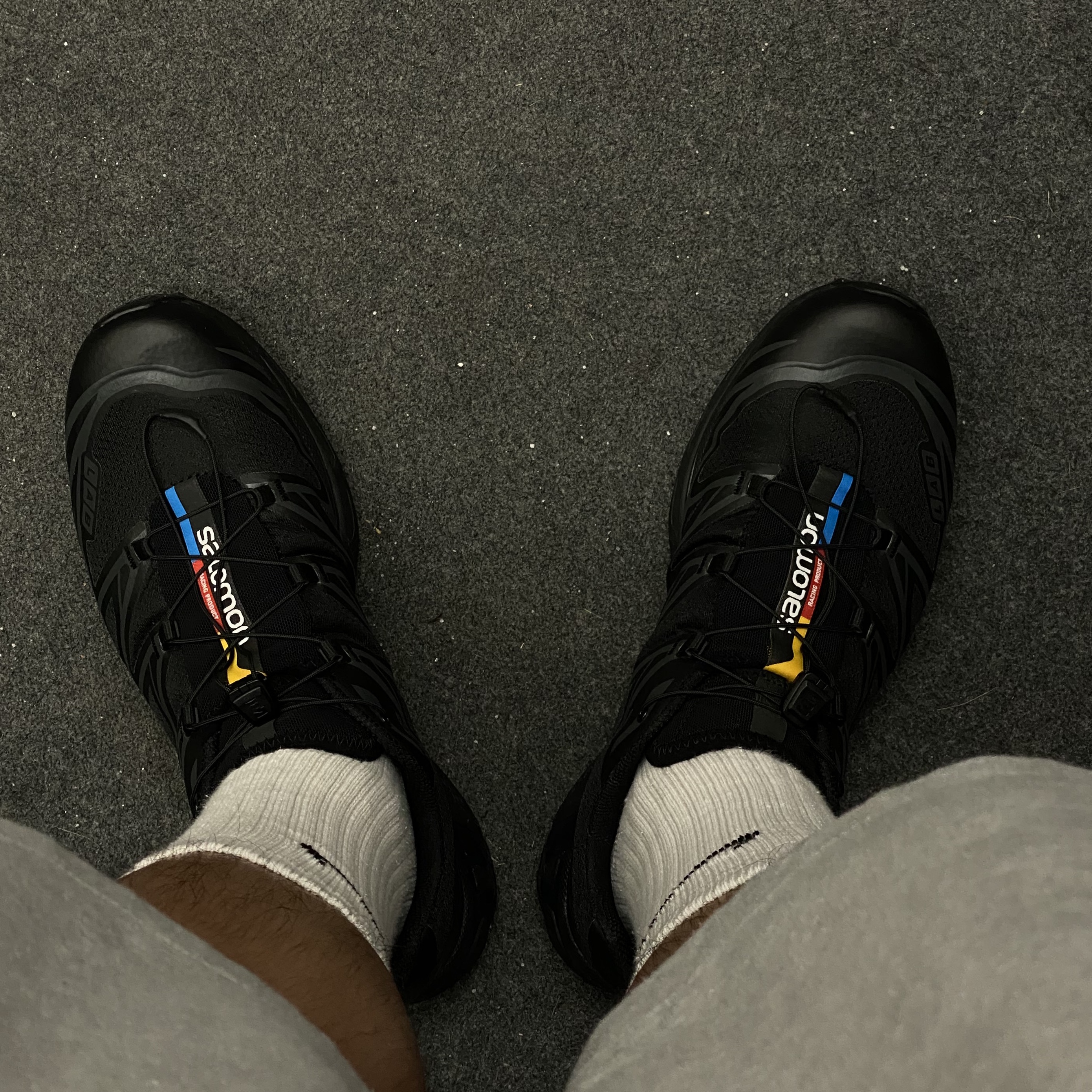 Salomon XT-6 ADV Black 착용 스타일