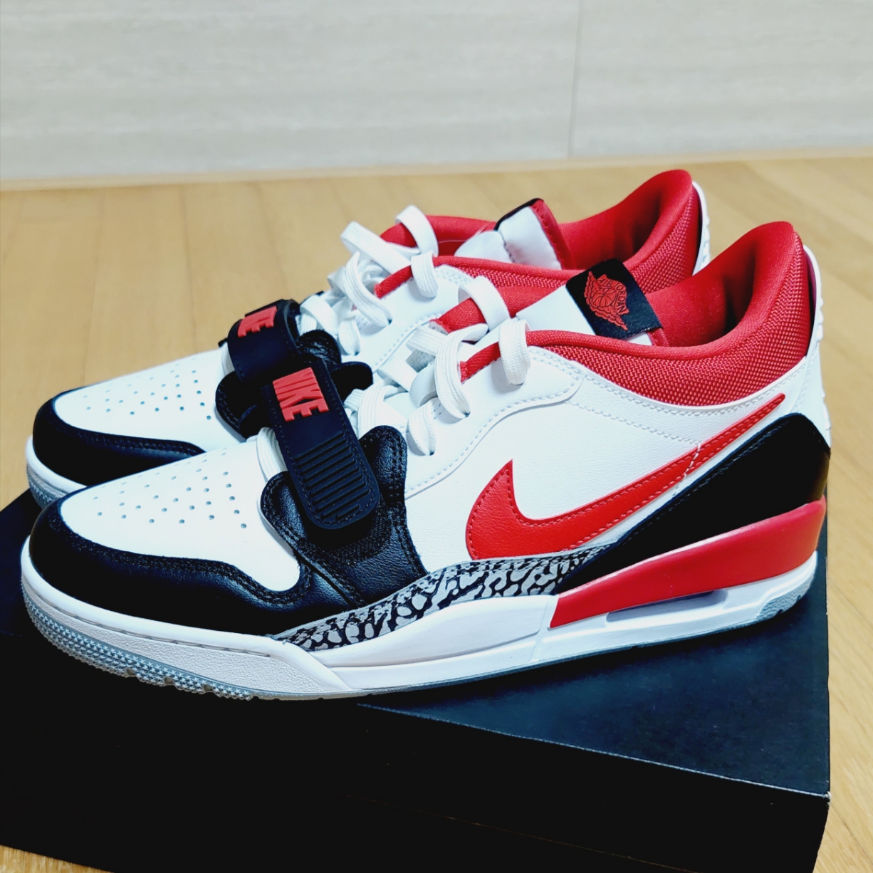 Jordan Legacy 312 Low Fire Red 착용 스타일 - 1