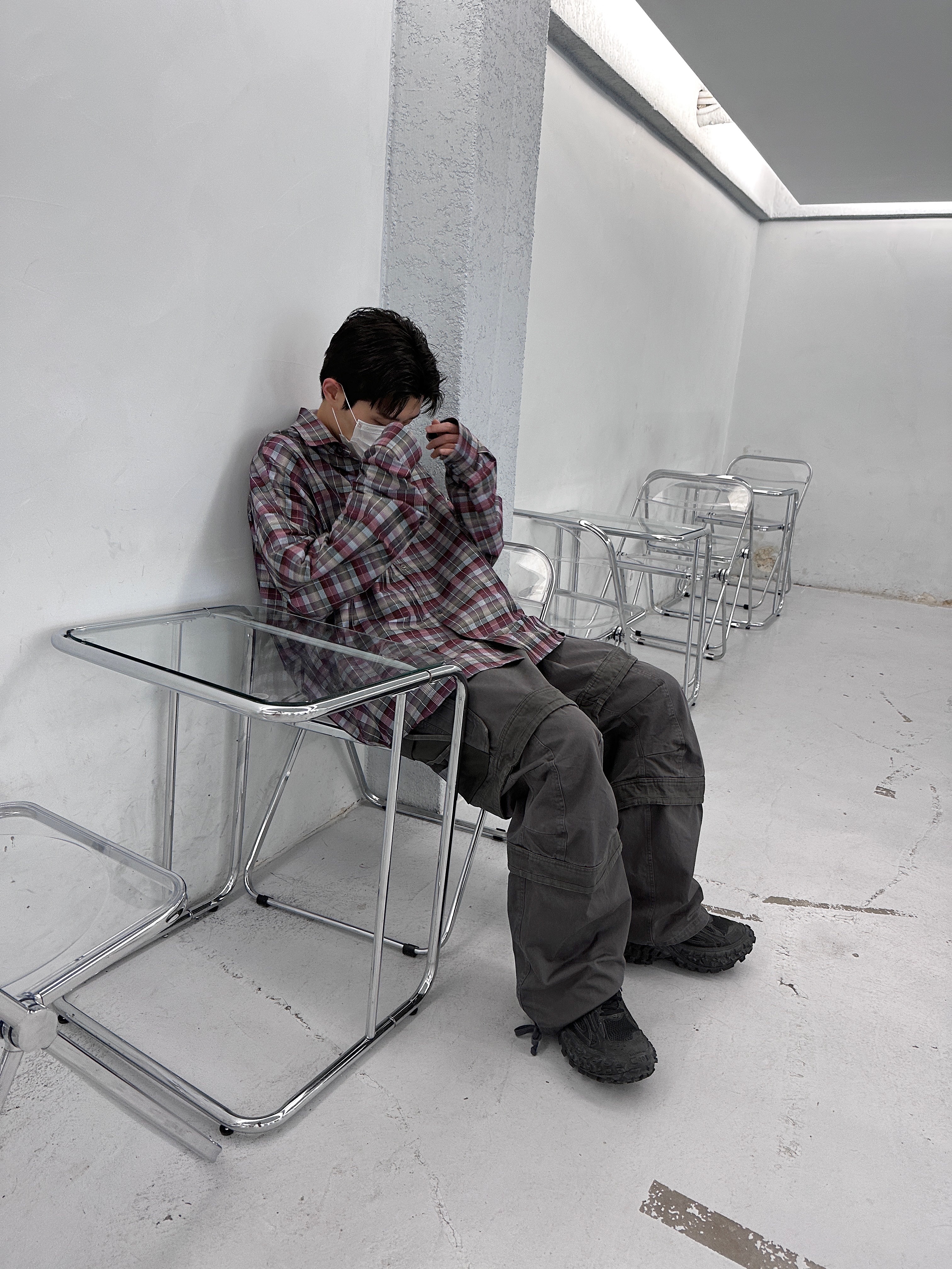 Nonnod Flexible String Check Shirts Wine, Farfromwhat Far Layered Work Pants Charcoal 착용 스타일 - 1