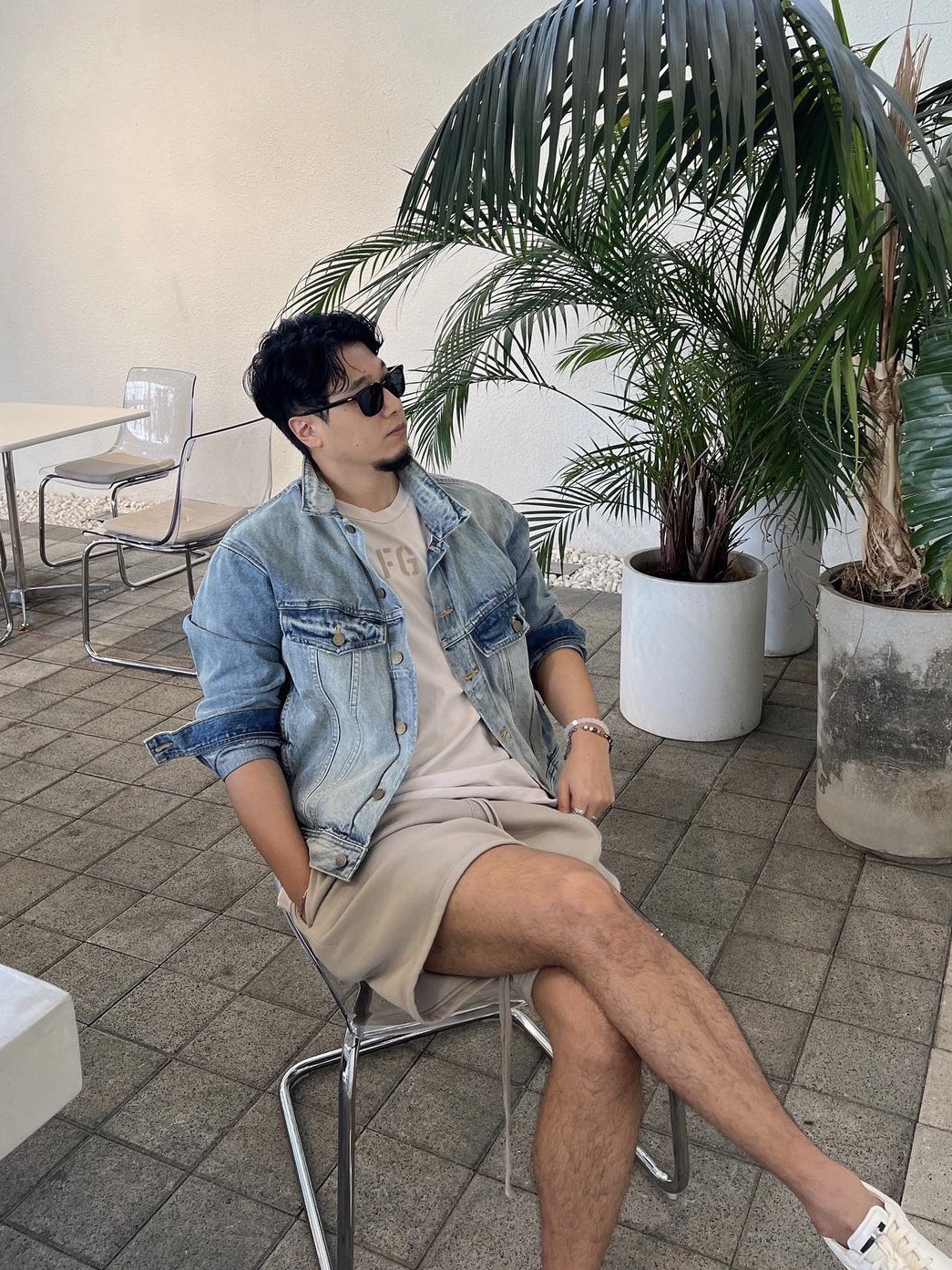 Essentials The Core Collection Sweatshorts Tan 착용 스타일