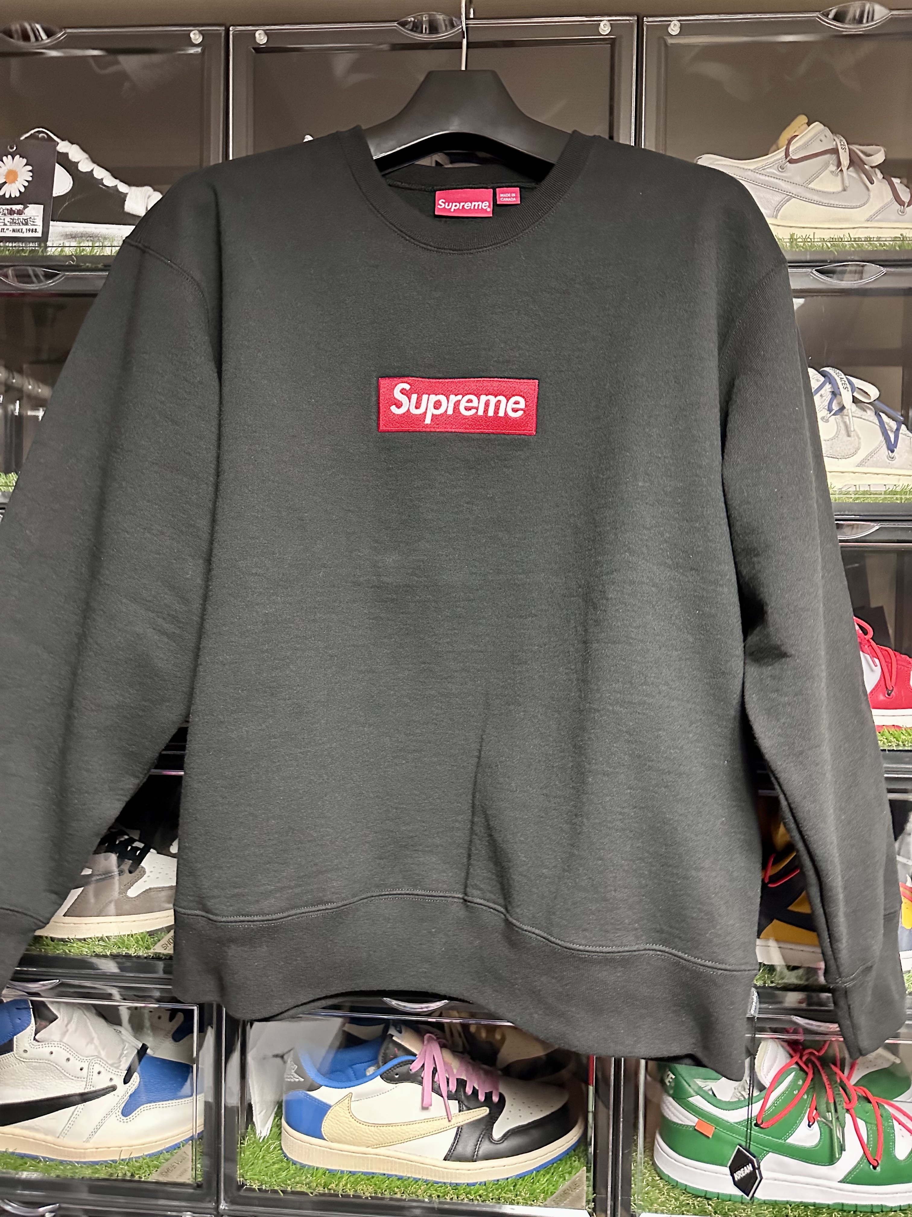 Supreme Box Logo Crewneck Black - 22FW 착용 스타일 - 2