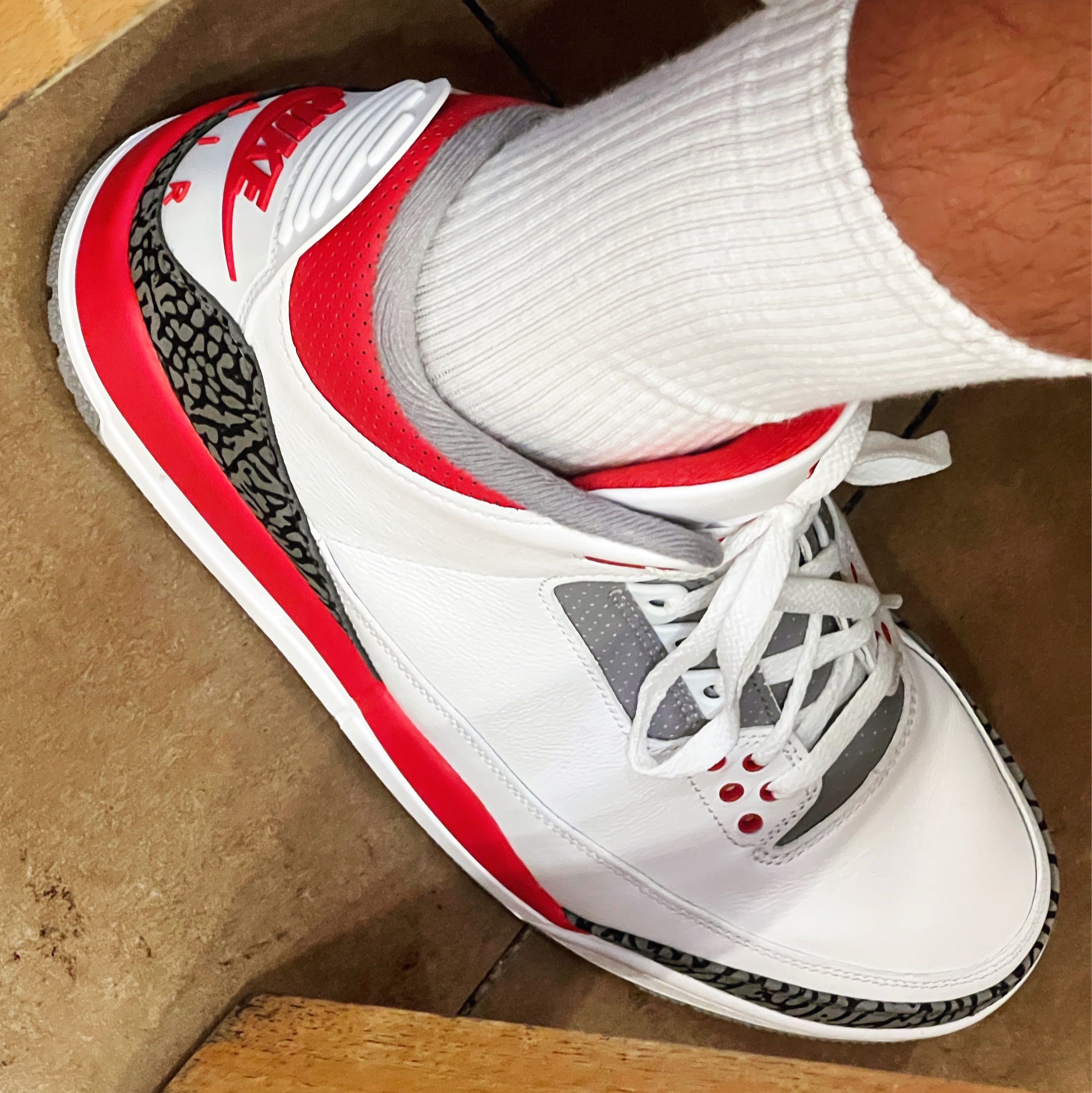 Jordan 3 Retro Fire Red 2022 착용 스타일