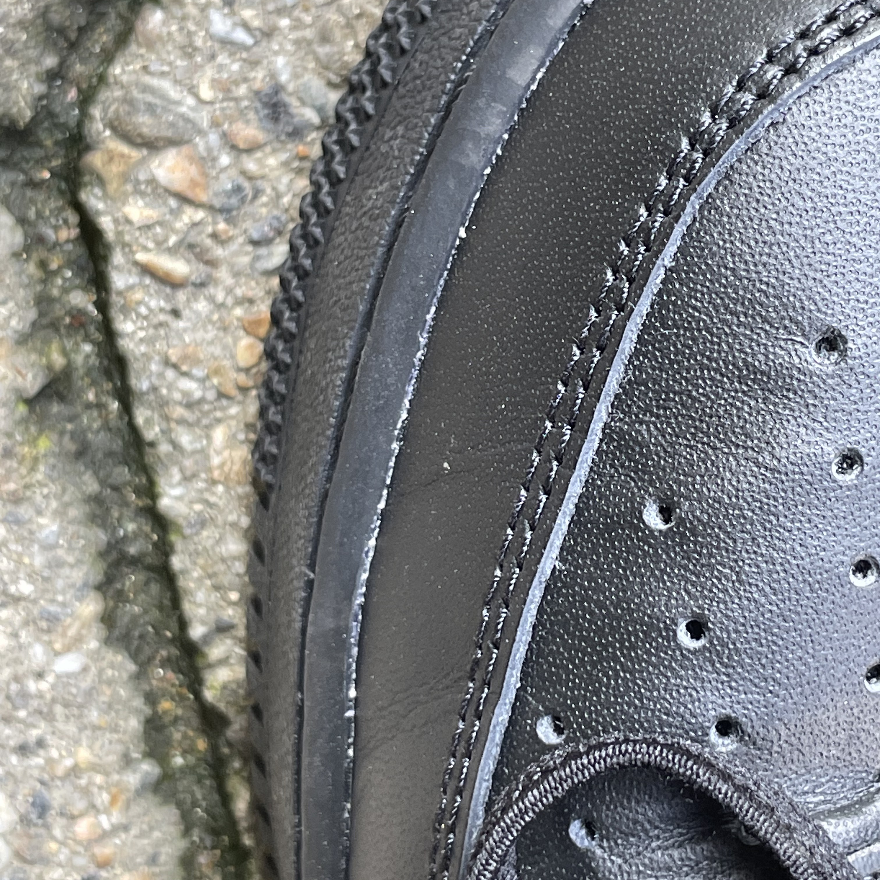 Nike Air Force 1 '07 Fresh Black 착용 스타일 - 2
