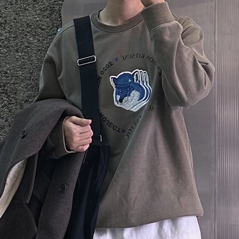 Maison Kitsune x Ader Error Triple Fox Head Sweatshirt Beige 착용 스타일