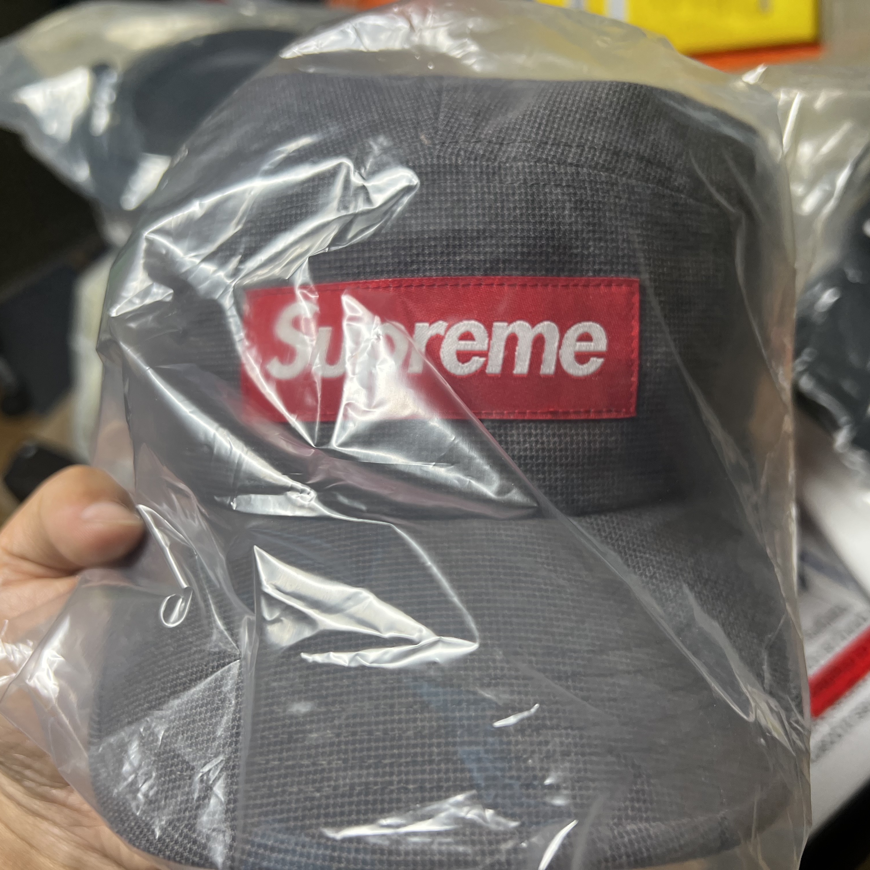 Supreme Kevlar Camp Cap Dark Grey - 23SS 착용 스타일