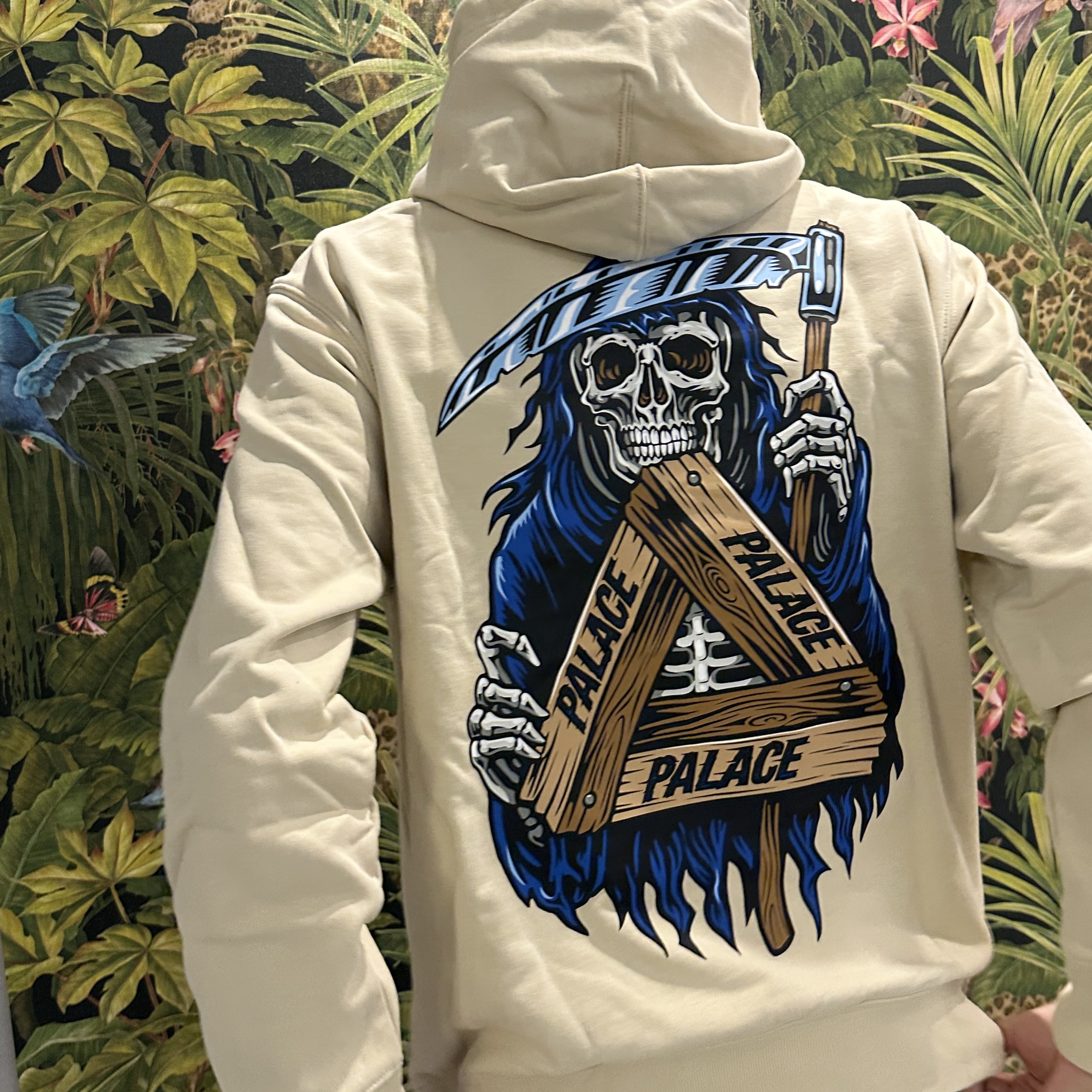 Palace Reaper Hood Camel - 23FW 착용 스타일