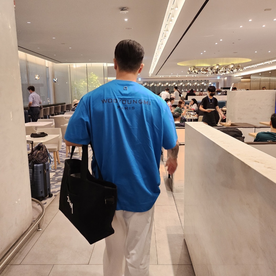 Wooyoungmi Cotton Back Logo T-Shirt Blue - 23SS, Nike x Stussy Tote Bag 착용 스타일