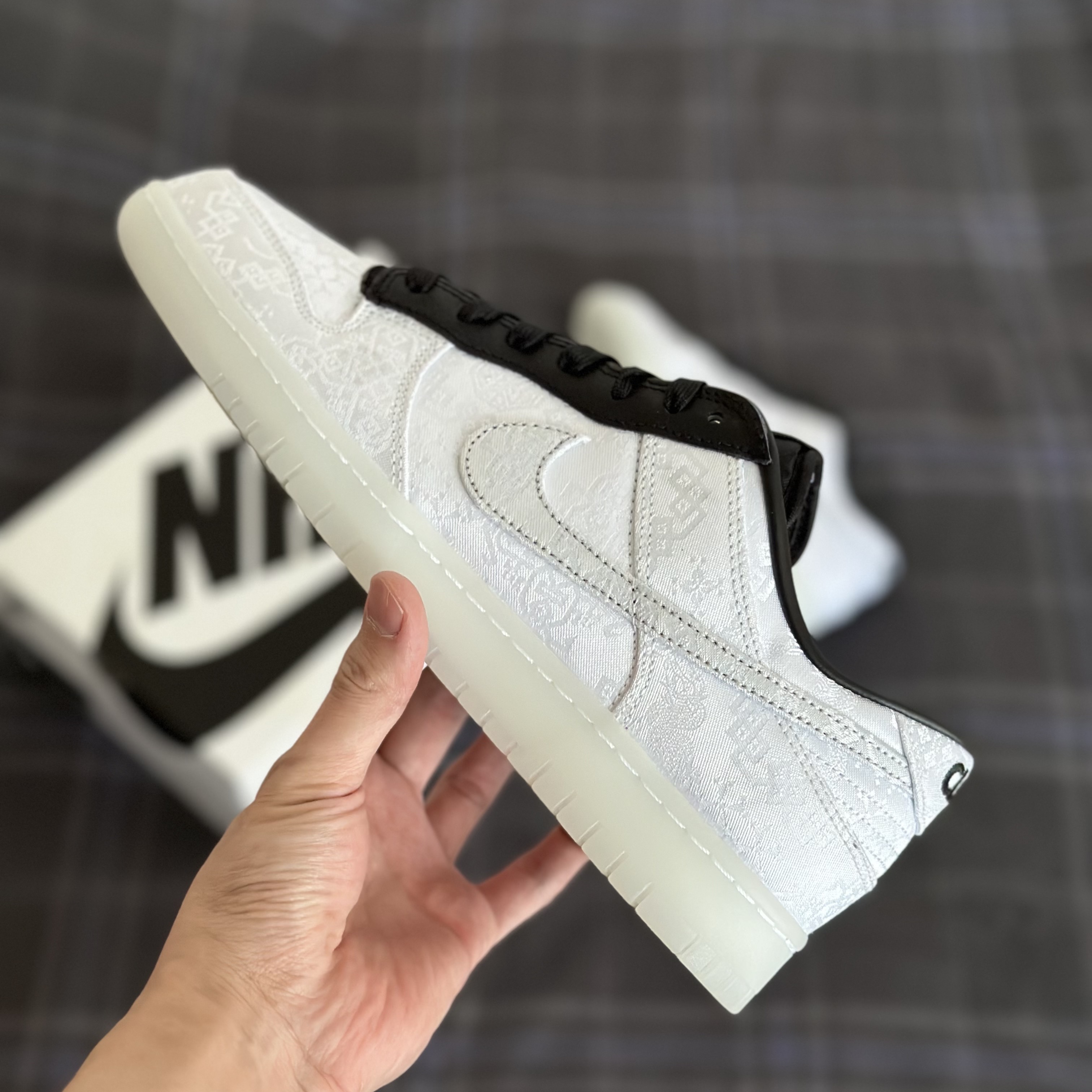 Nike x Clot x Fragment Dunk Low Black and White 착용 스타일