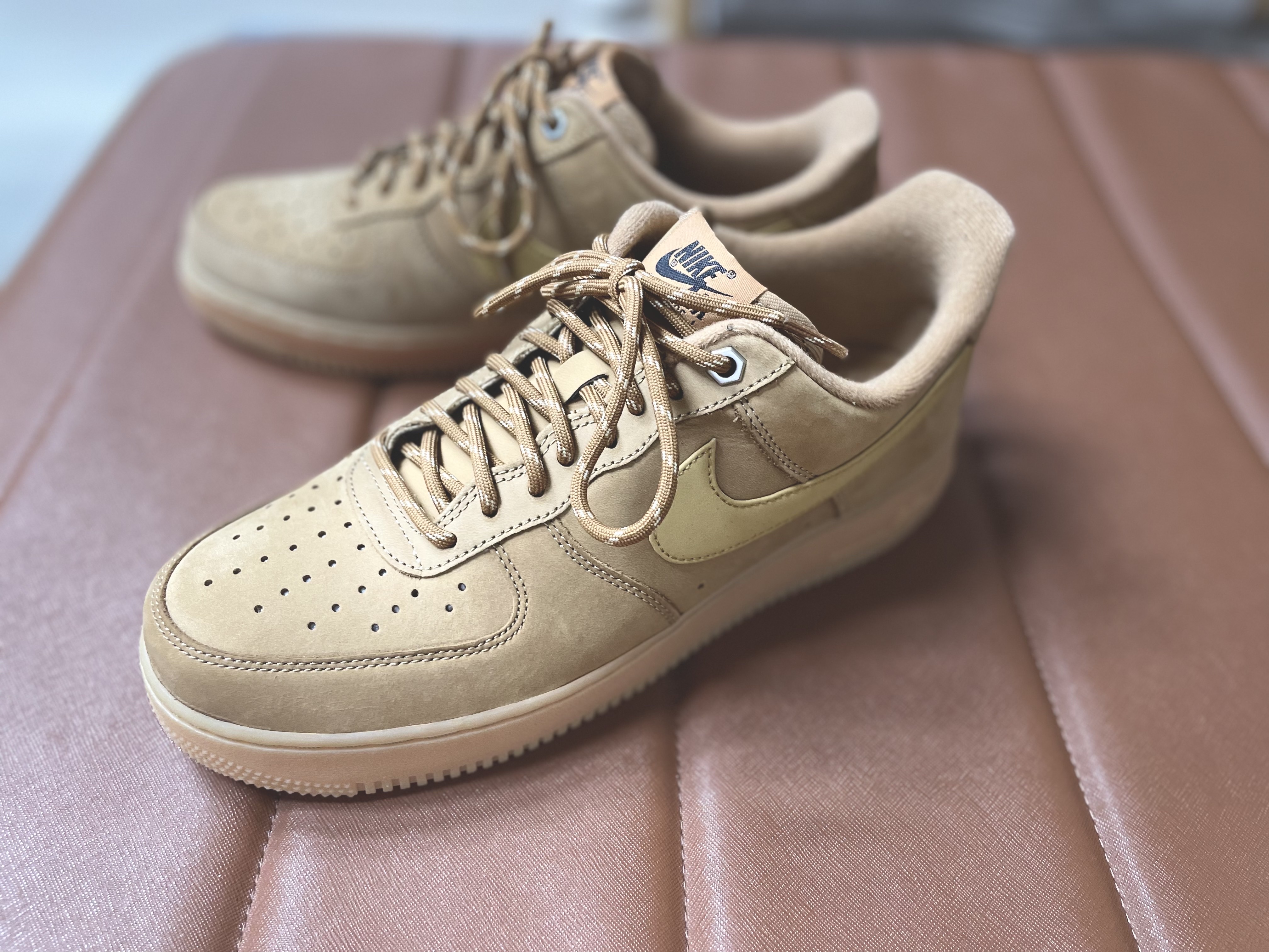 Nike Air Force 1 '07 WB Flax 착용 스타일
