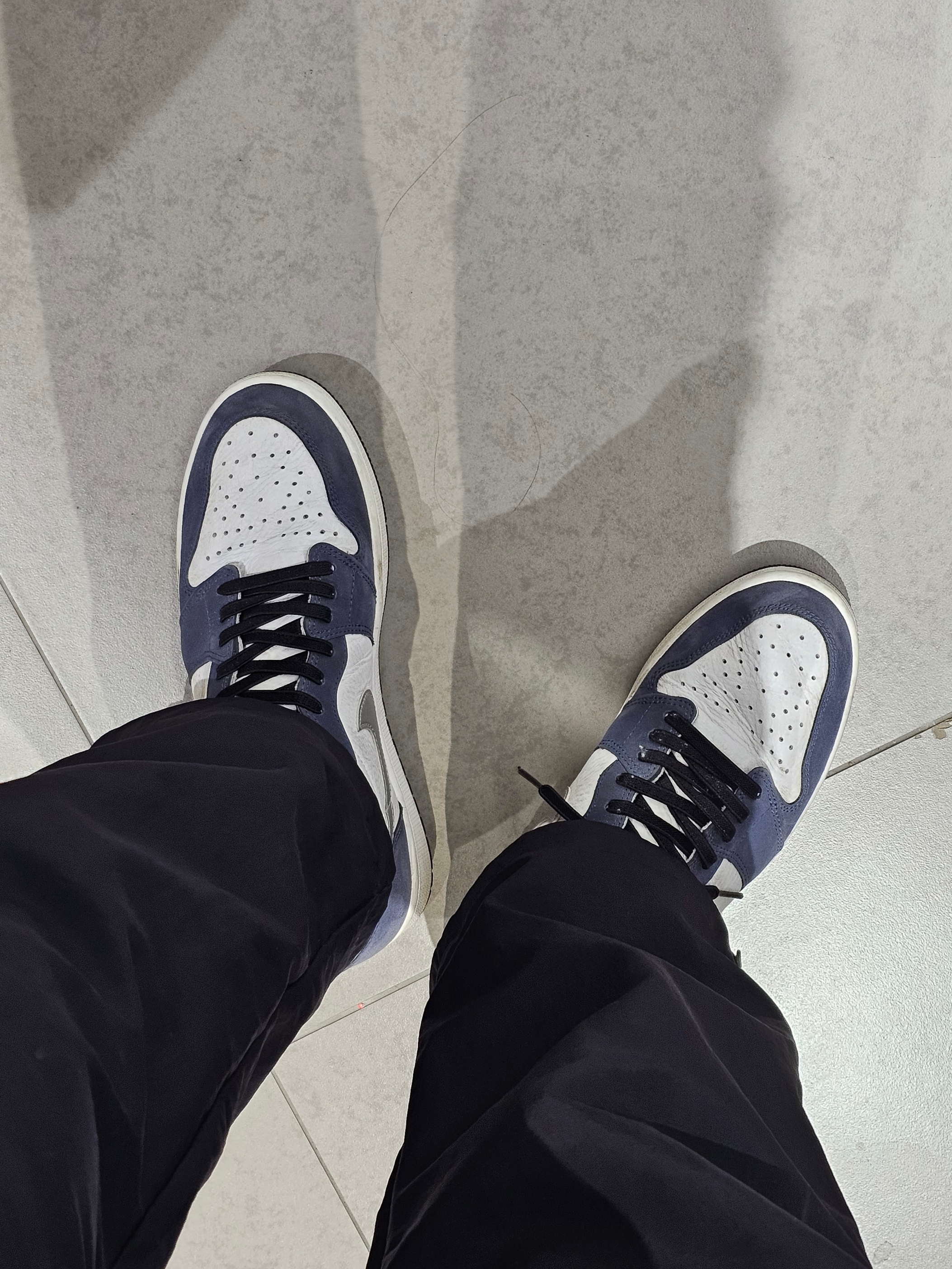 Jordan 1 Retro High OG CO.JP Midnight Navy 착용 스타일