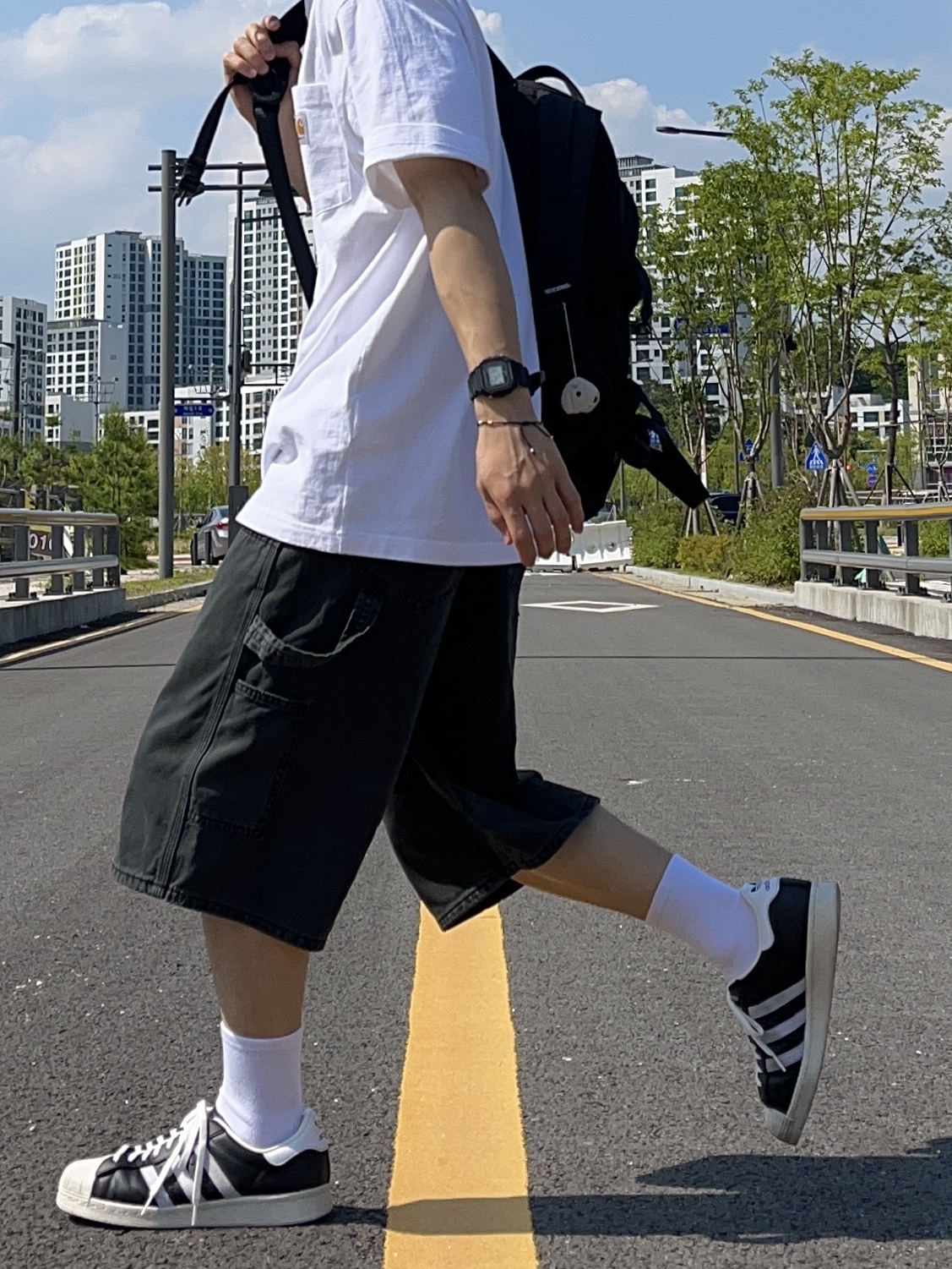 Adidas Superstar 82 FI Core Black, Adidas Superstar 82 Black White 착용 스타일 - 4