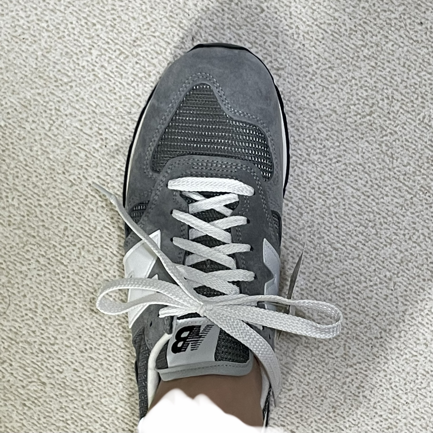 New Balance 990v1 Made in USA Grey White 착용 스타일