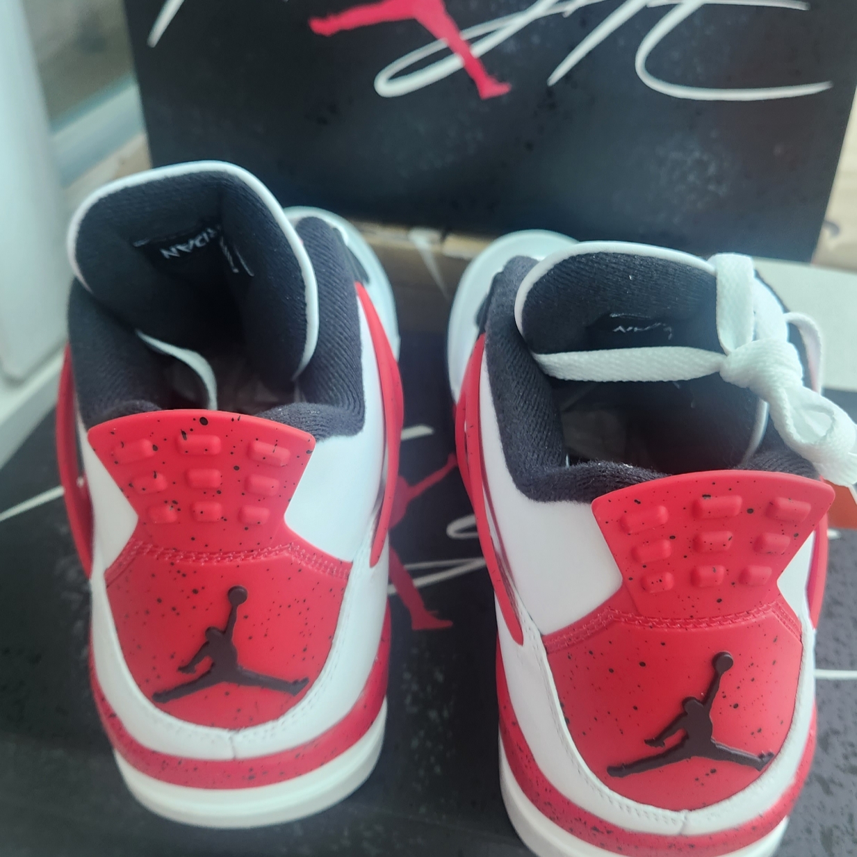 Jordan 4 Retro Red Cement 착용 스타일 - 4