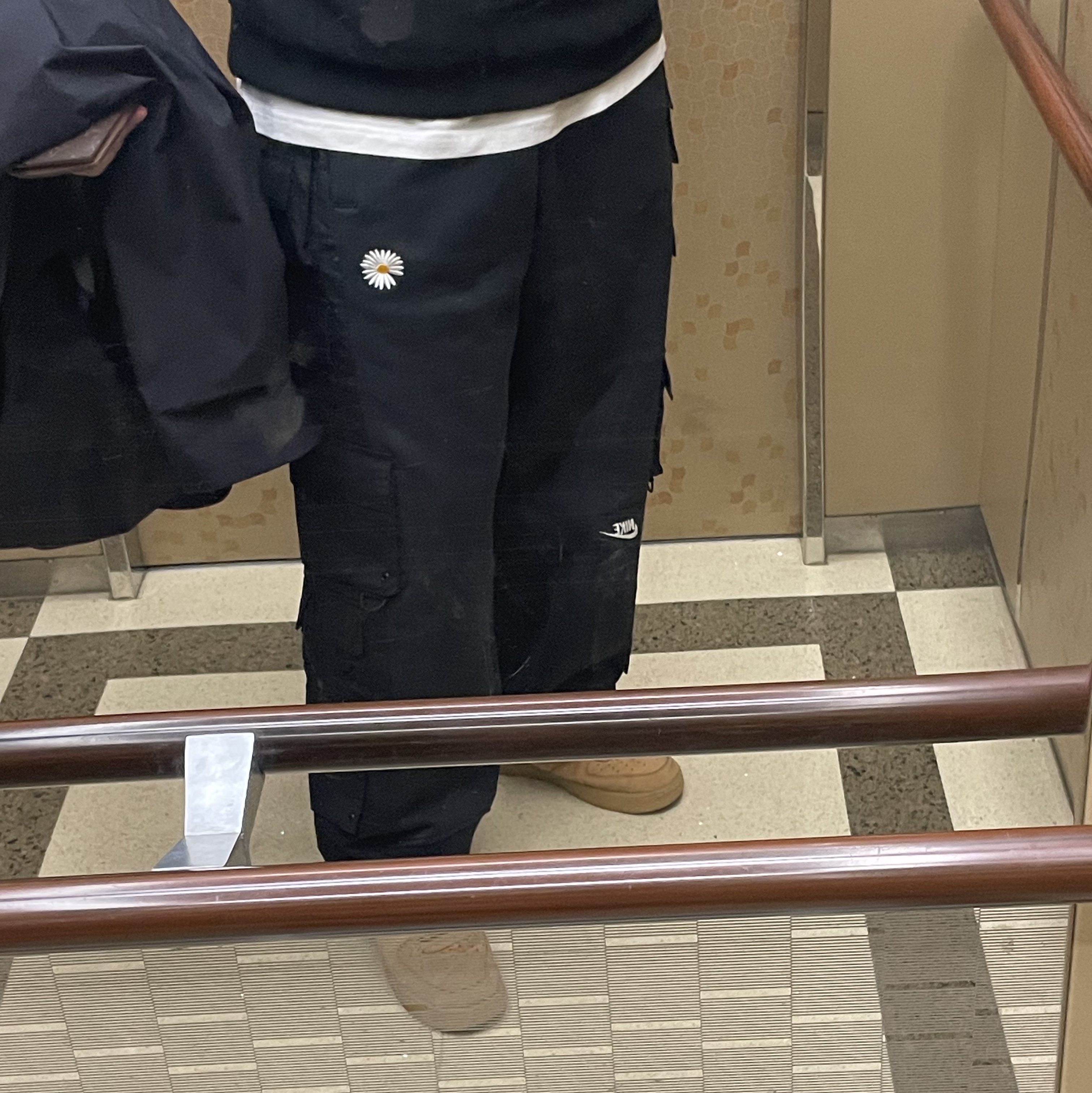 Nike x Peaceminusone Wide Pants Black (DR0096-010) 착용 스타일